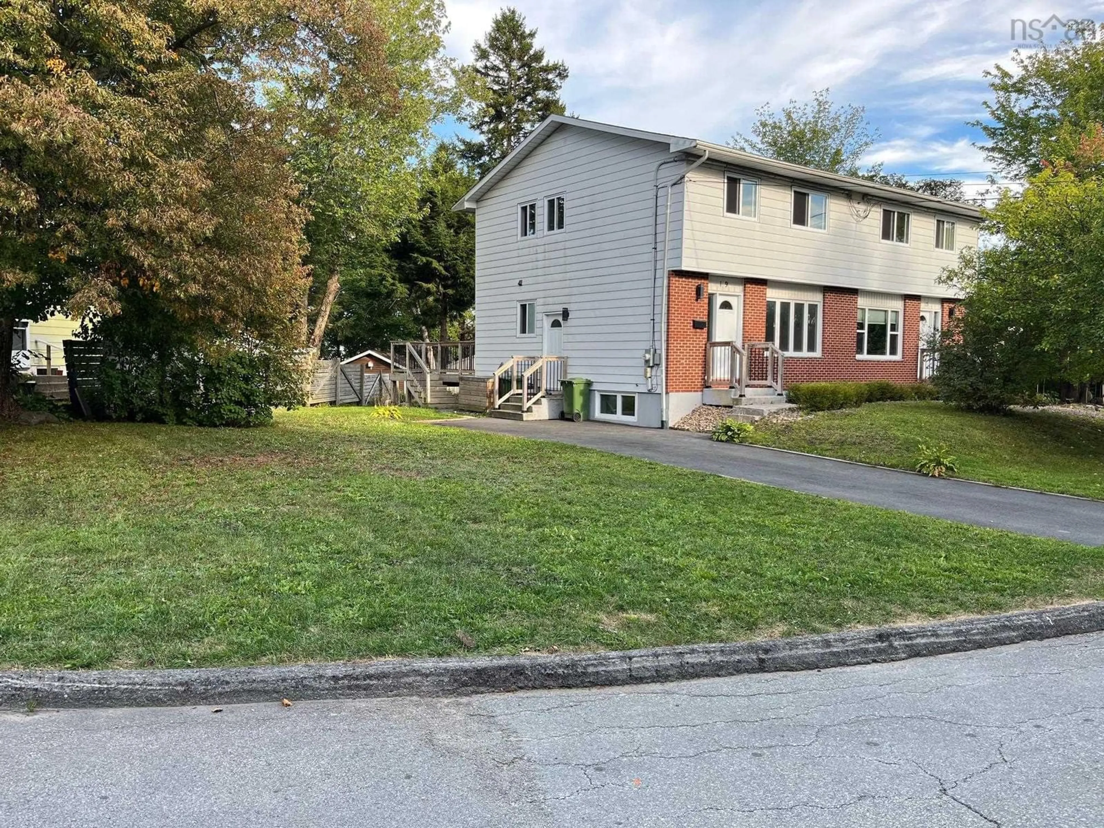 A pic from outside/outdoor area/front of a property/back of a property/a pic from drone, street for 19 Denneb Cres, Lower Sackville Nova Scotia B4E 1T9