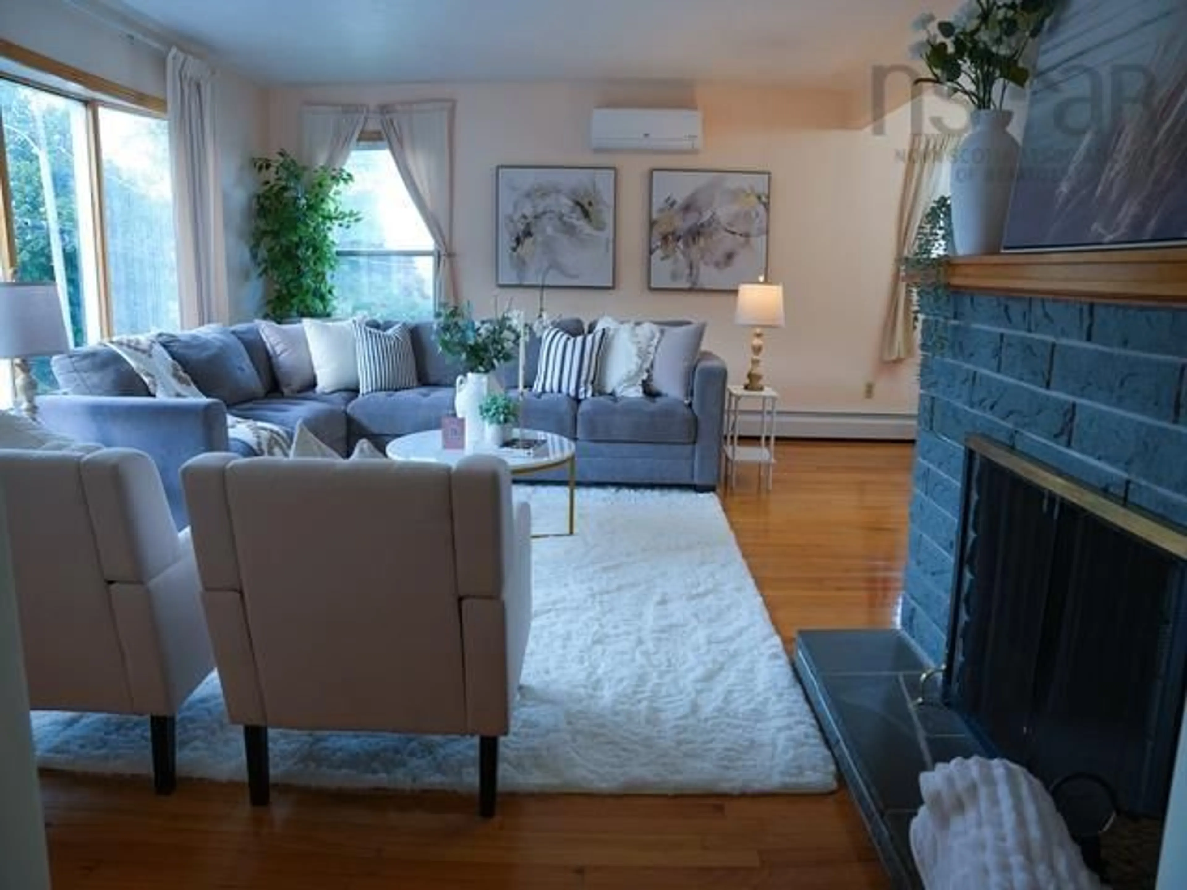 Living room with furniture, unknown for 4 Starling St, Halifax Nova Scotia B3M 1V8