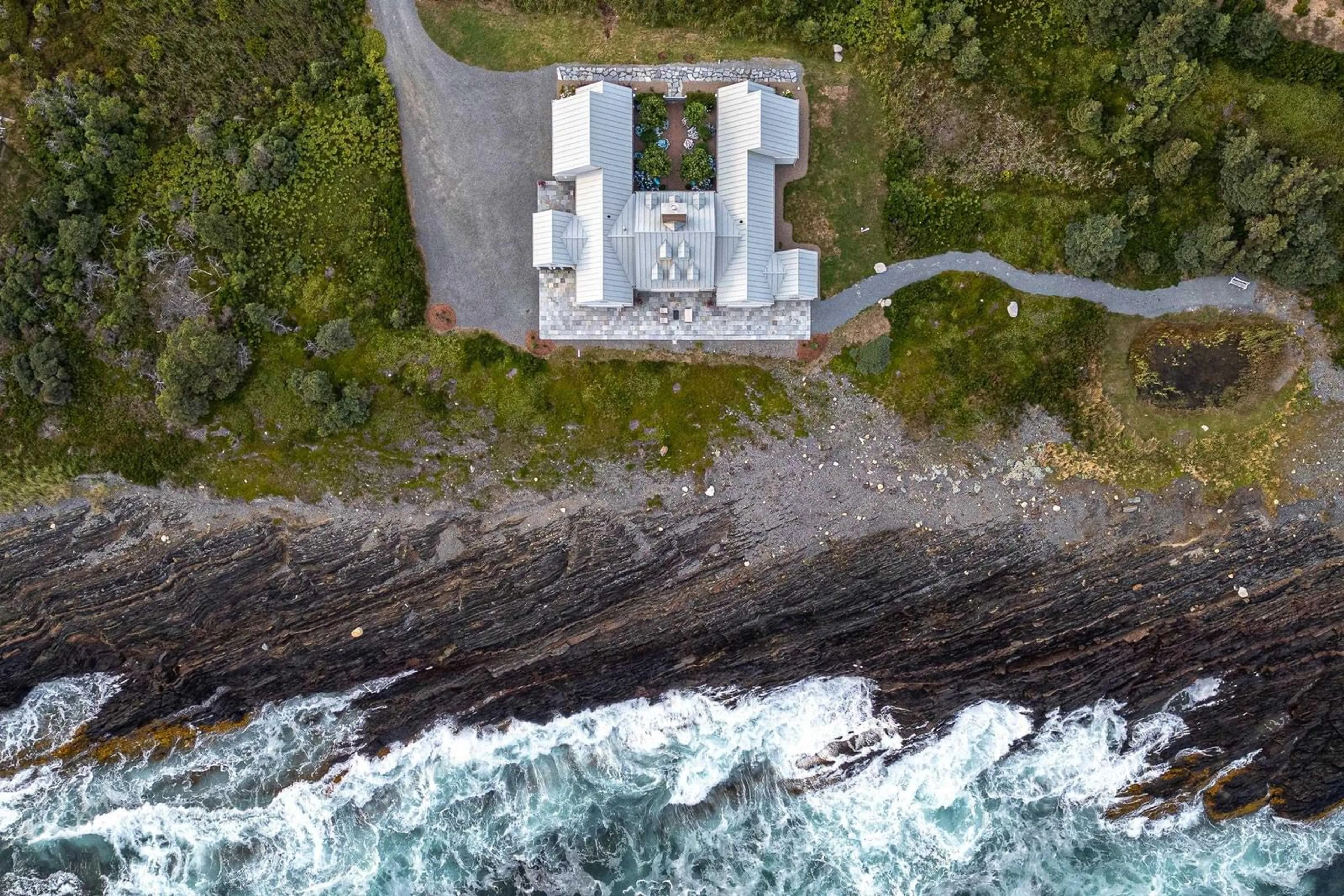 A pic from outside/outdoor area/front of a property/back of a property/a pic from drone, unknown for 604 Middle Road Rd, Kingsburg Nova Scotia B0J 2X0