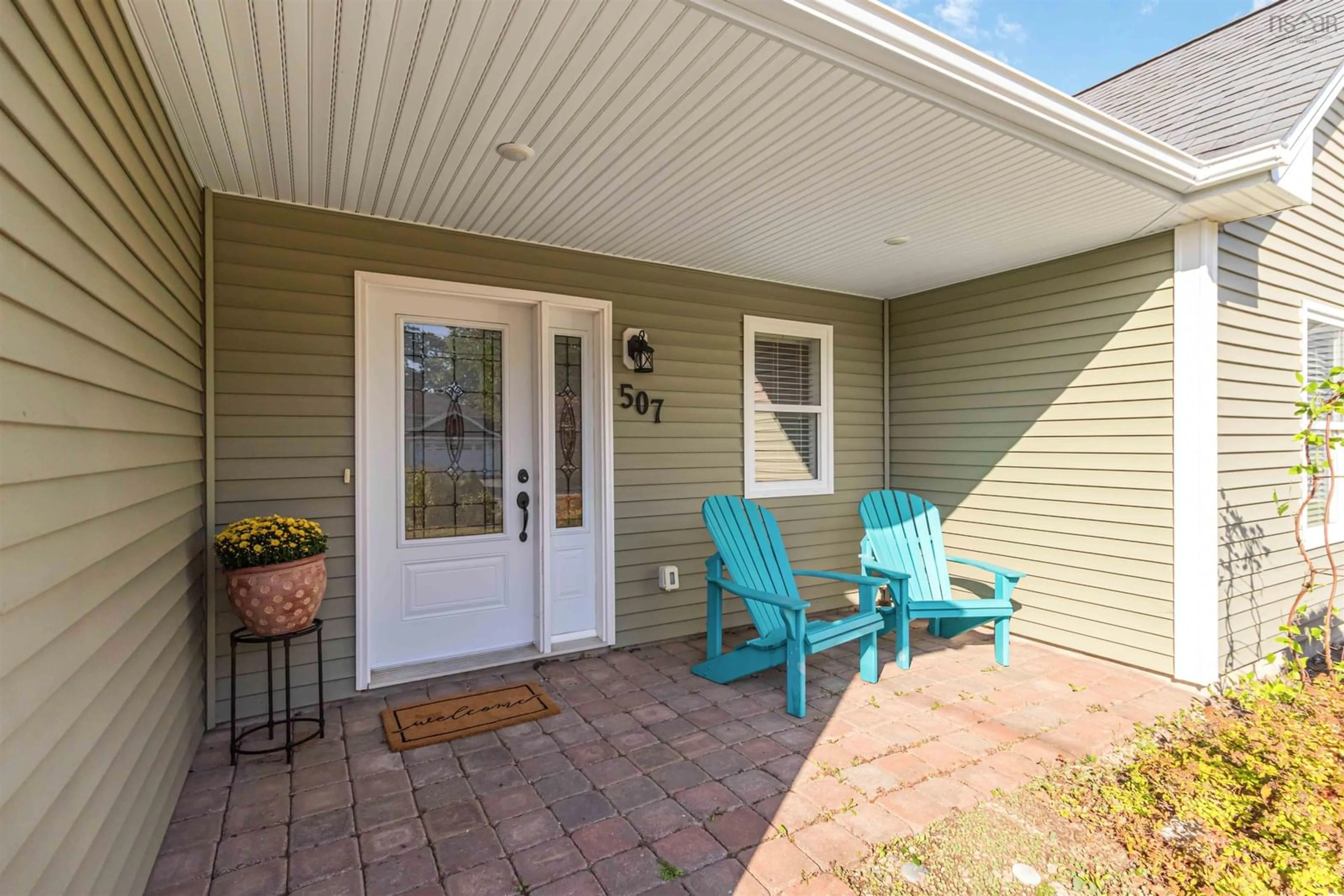 Patio, street for 507 Glen Allan Dr, Bridgewater Nova Scotia B4V 0A8
