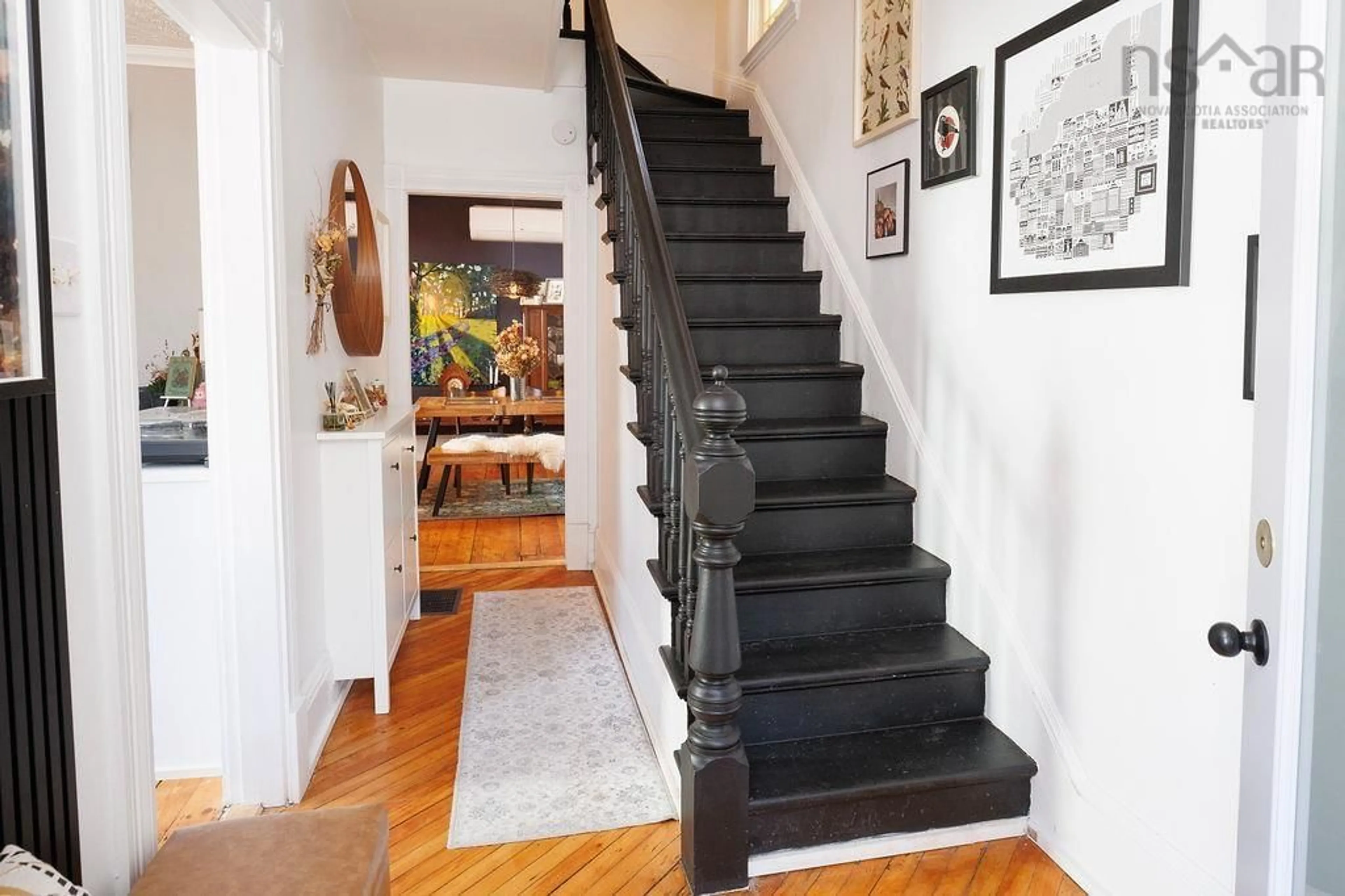 Stairs for 307 Gerrish St, Windsor Nova Scotia B0N 2T0