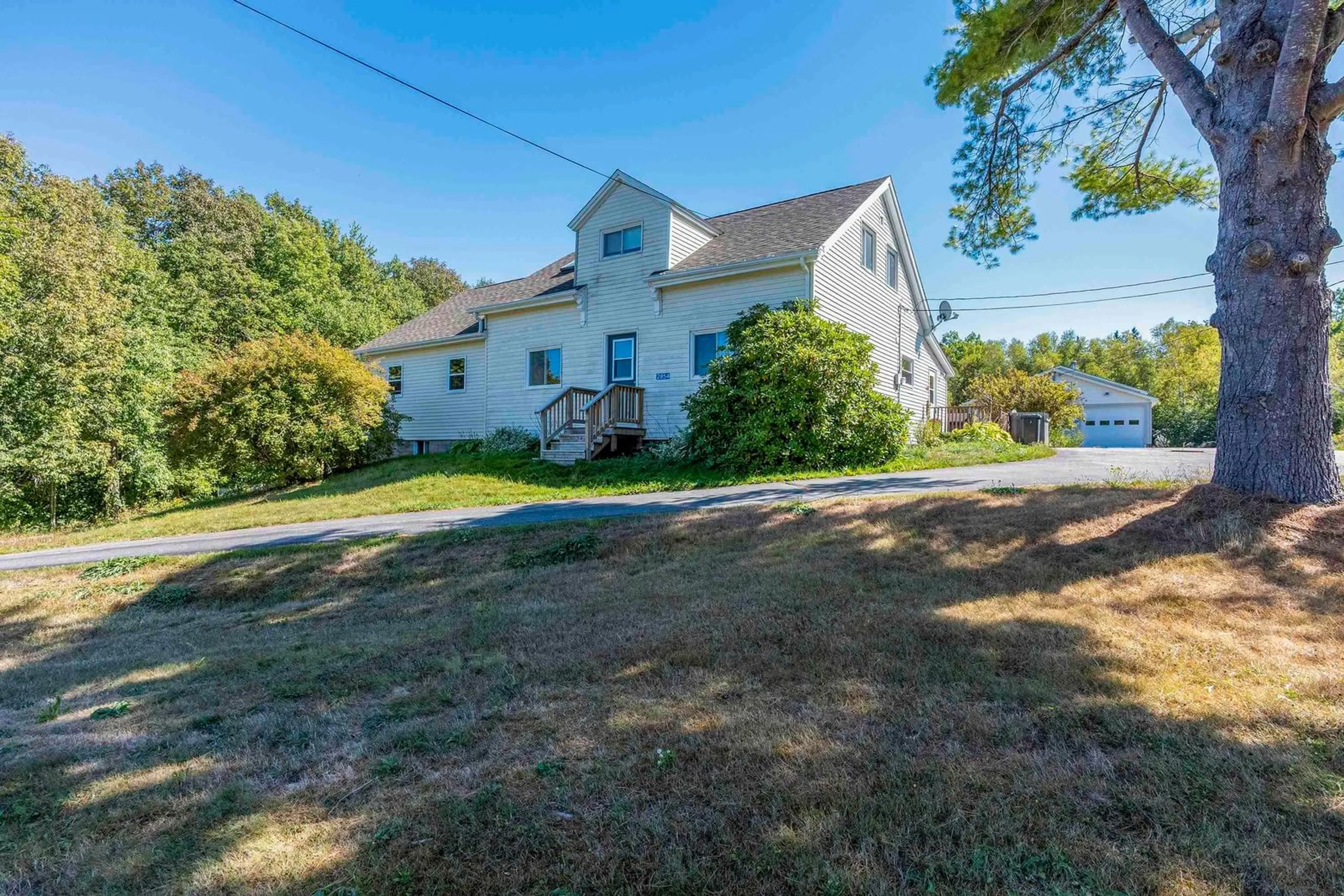 A pic from outside/outdoor area/front of a property/back of a property/a pic from drone, street for 2850 1 Hwy #2854 &, Upper Clements Nova Scotia B0S 1A0