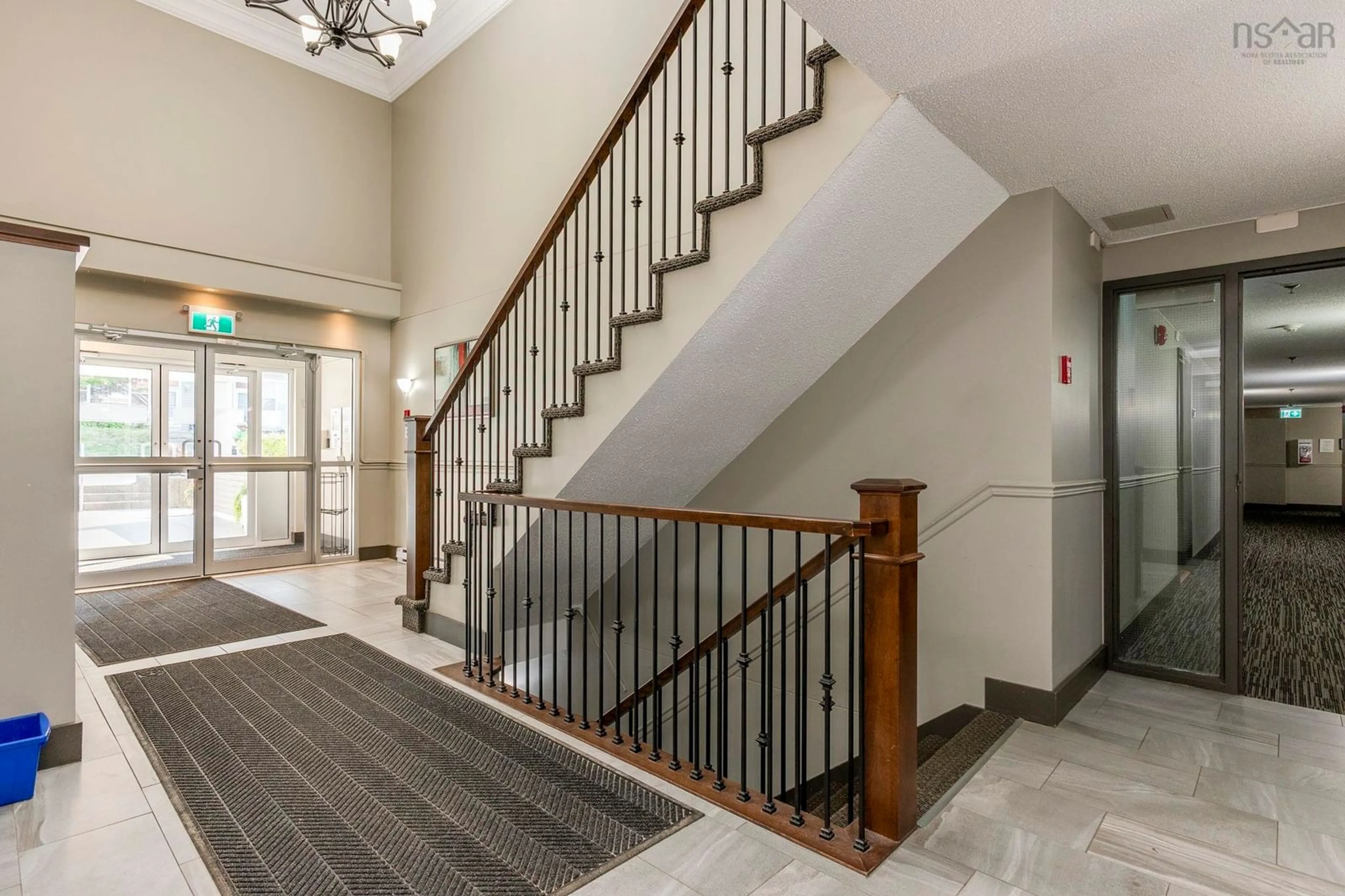 Indoor foyer for 79 Collins Grove #123, Dartmouth Nova Scotia B2V 1S5