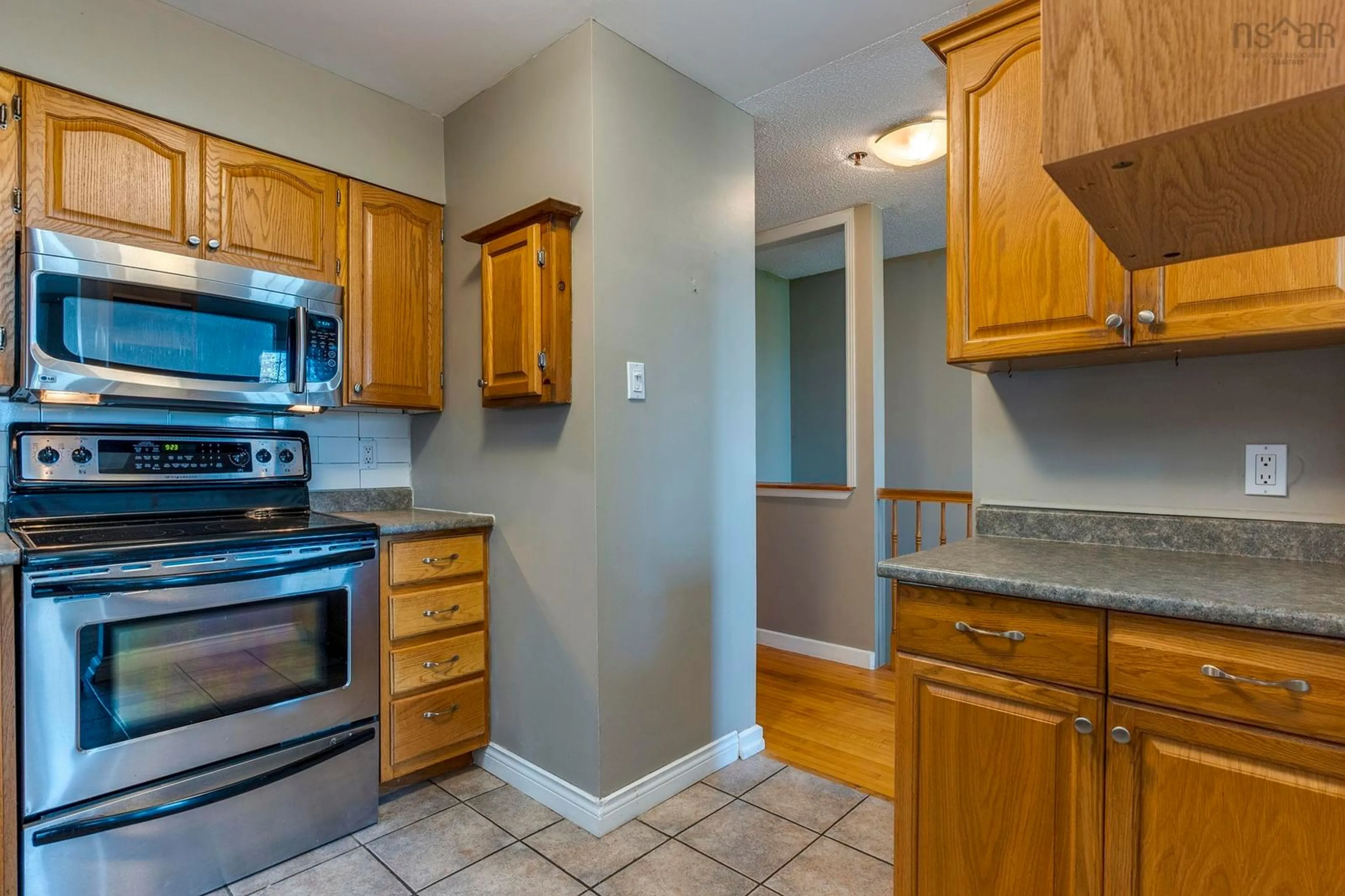 Standard kitchen, unknown for 79 Collins Grove #123, Dartmouth Nova Scotia B2V 1S5