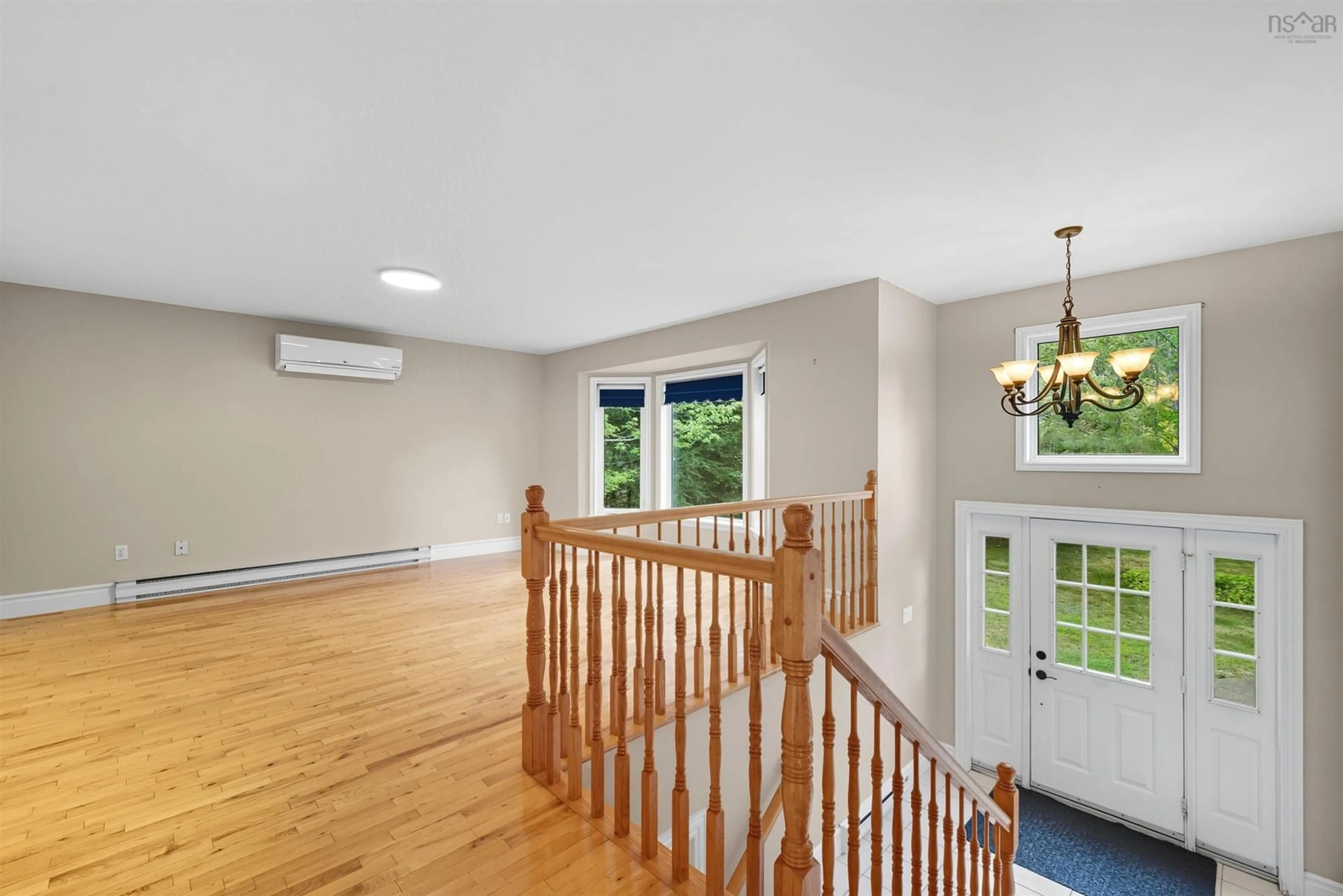 Indoor foyer for 78 Kingswood Dr, Hammonds Plains Nova Scotia B4B 1K4