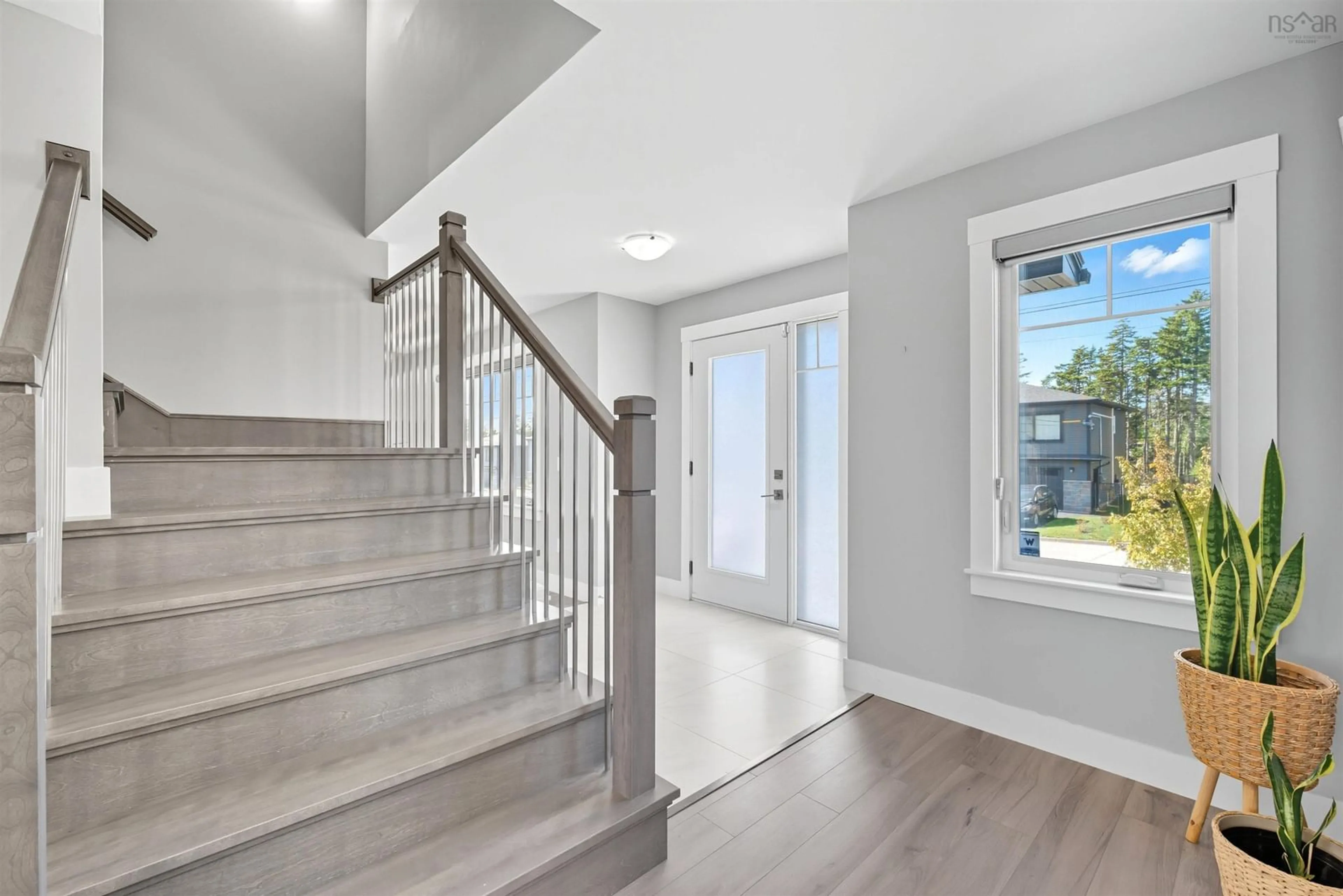 Indoor entryway for 129 Hamilton Dr, Middle Sackville Nova Scotia B4B 0S7