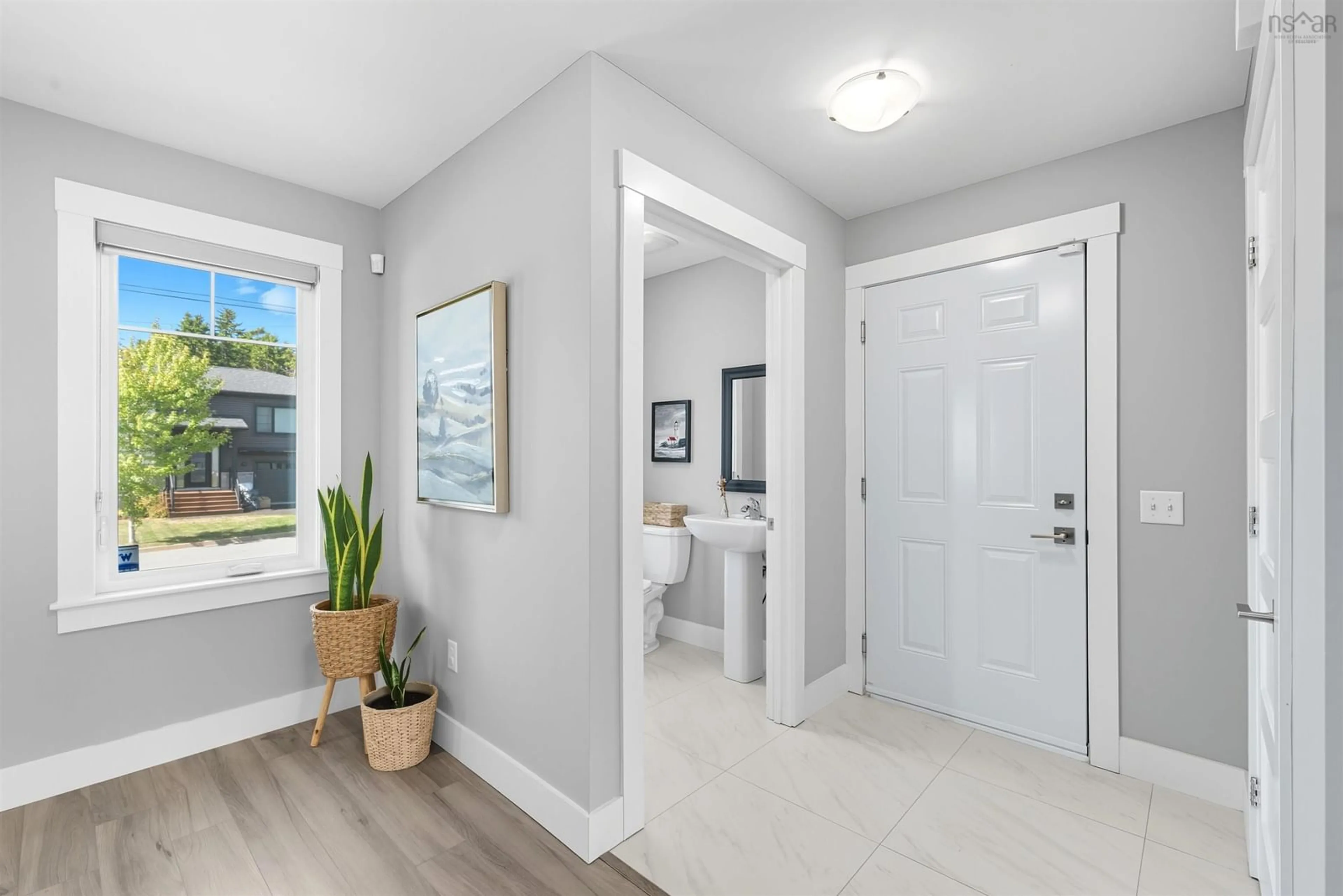 Indoor entryway for 129 Hamilton Dr, Middle Sackville Nova Scotia B4B 0S7