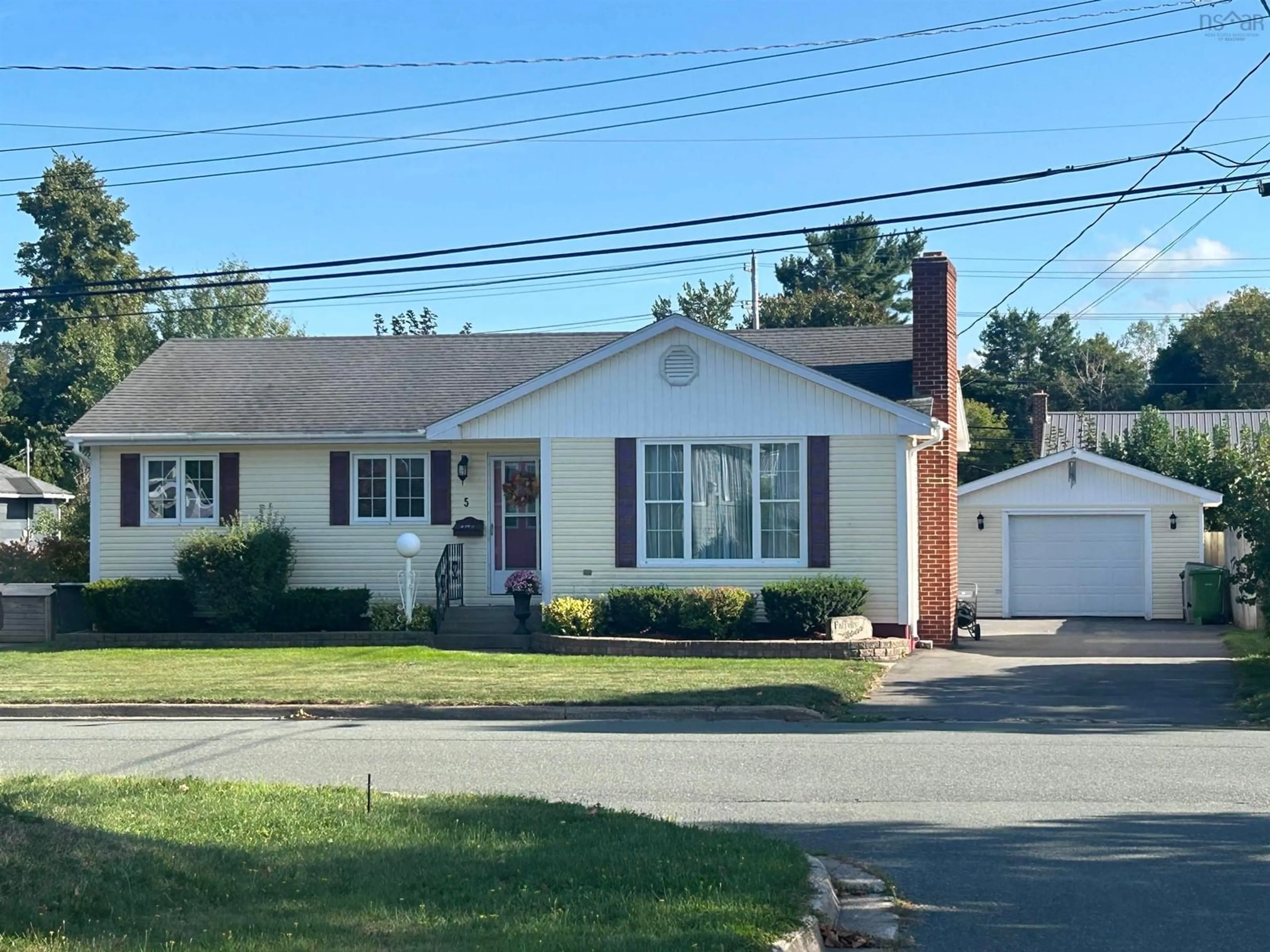 Home with vinyl exterior material, street for 5 Coady Avenue, Antigonish Nova Scotia B2G 1T9