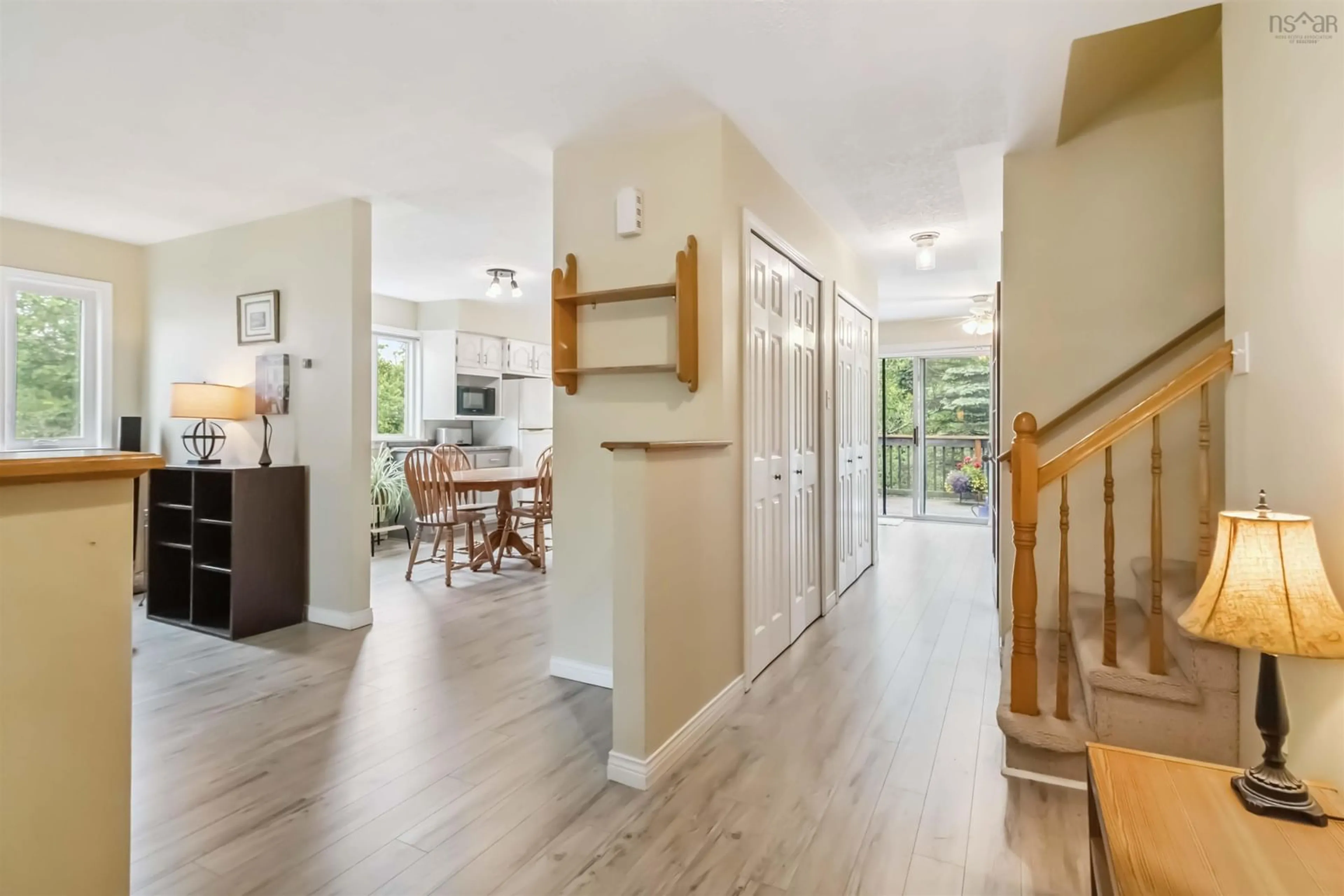 Indoor entryway for 10 Crystal Dr, Bedford Nova Scotia B4A 3R4