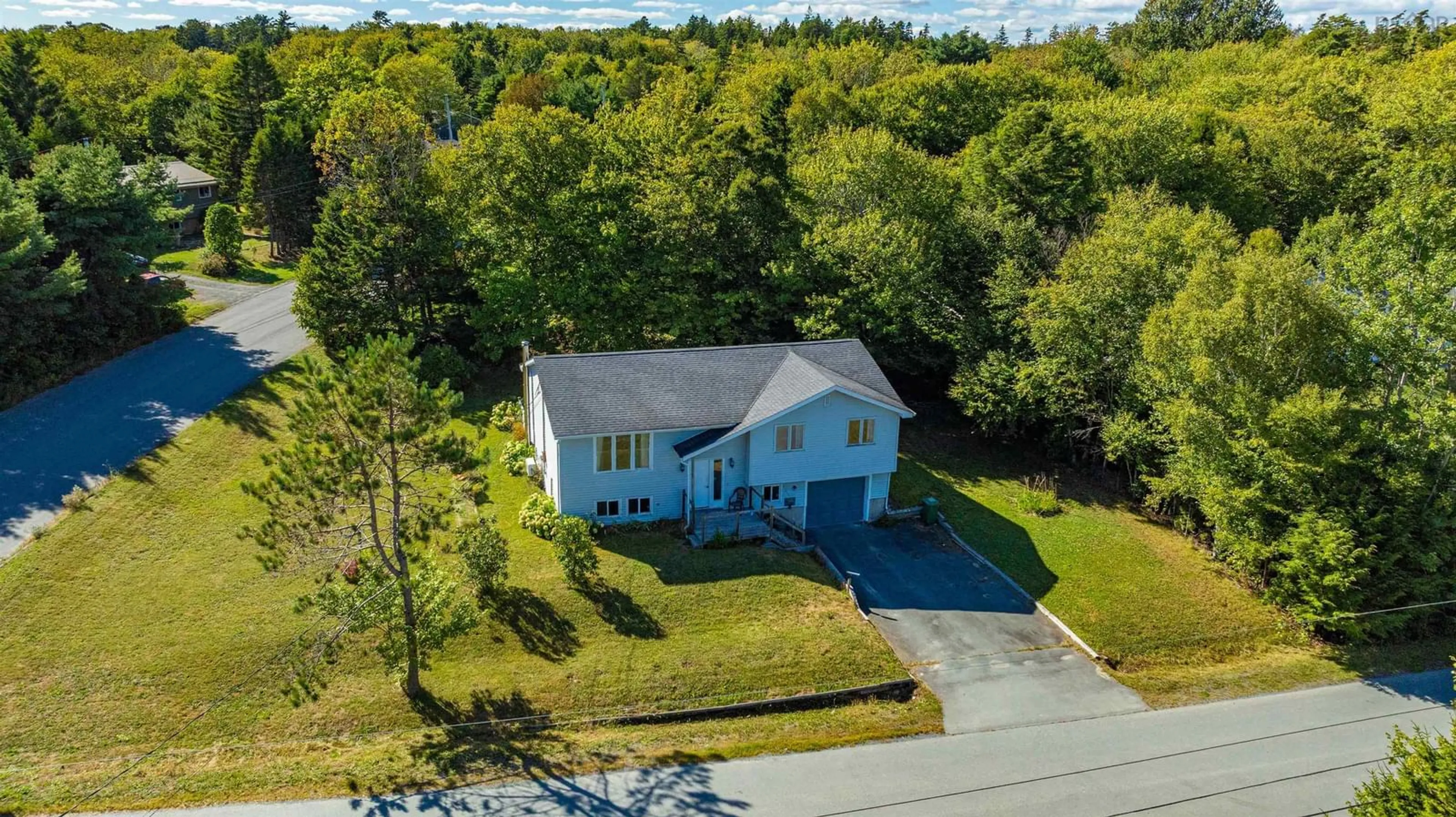 A pic from outside/outdoor area/front of a property/back of a property/a pic from drone, unknown for 2 Echo Crt, Lake Echo Nova Scotia B3E 1A1
