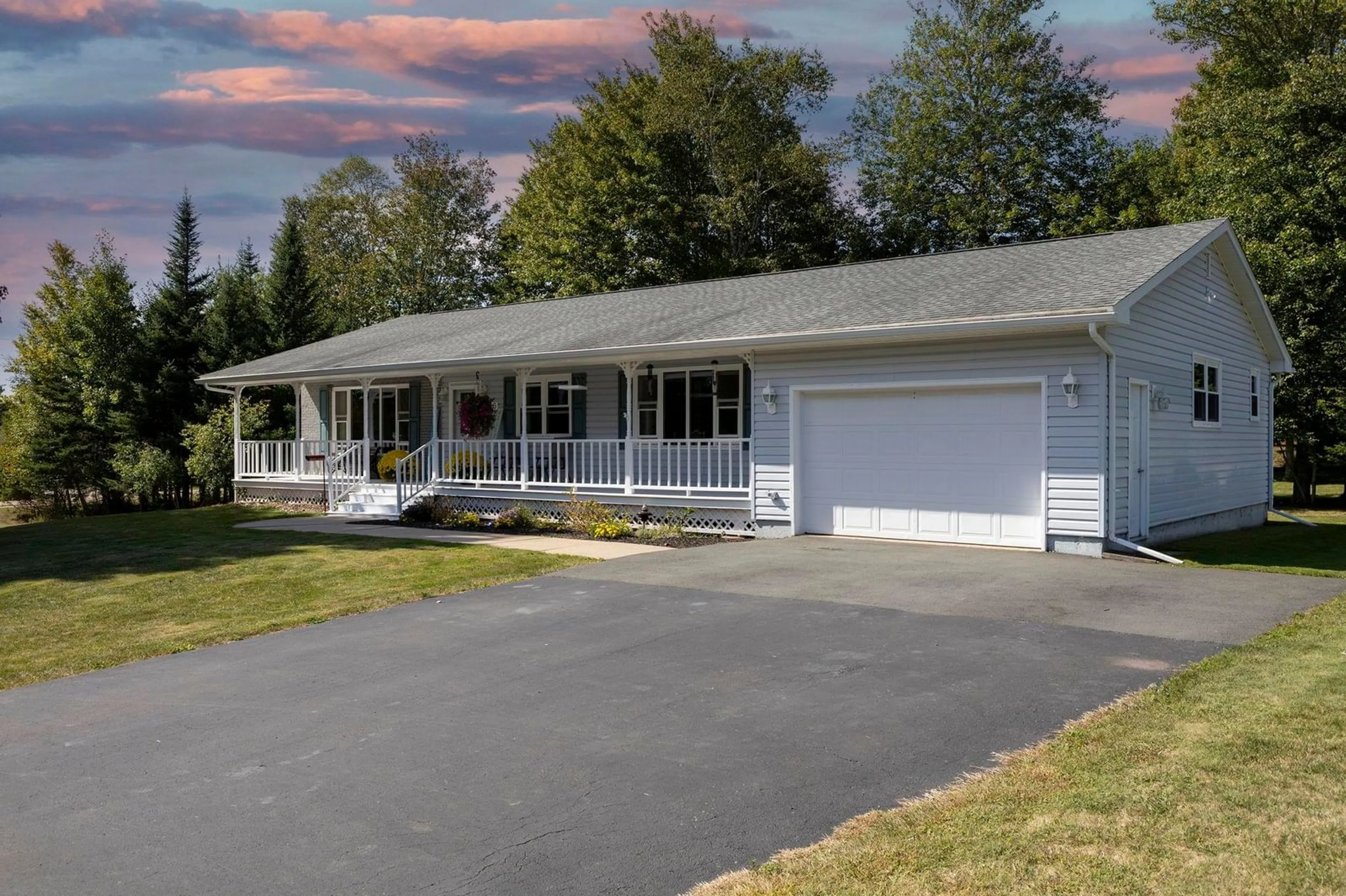 Home with vinyl exterior material, unknown for 146 Dorset Dr, Bible Hill Nova Scotia B6L 3H8