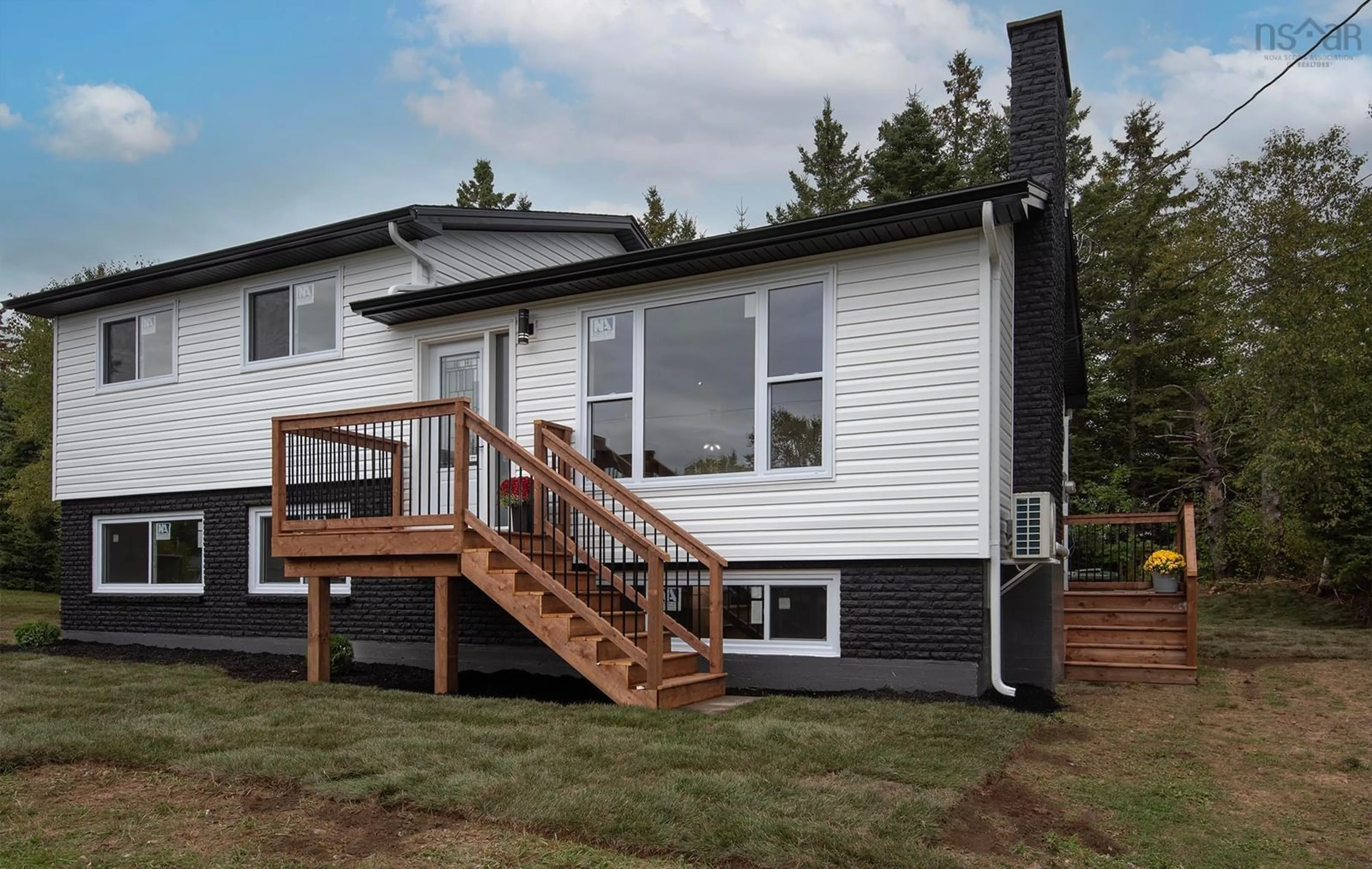 Home with vinyl exterior material, unknown for 58 Parkcrest Dr, Lawrencetown Nova Scotia B2Z 1M1