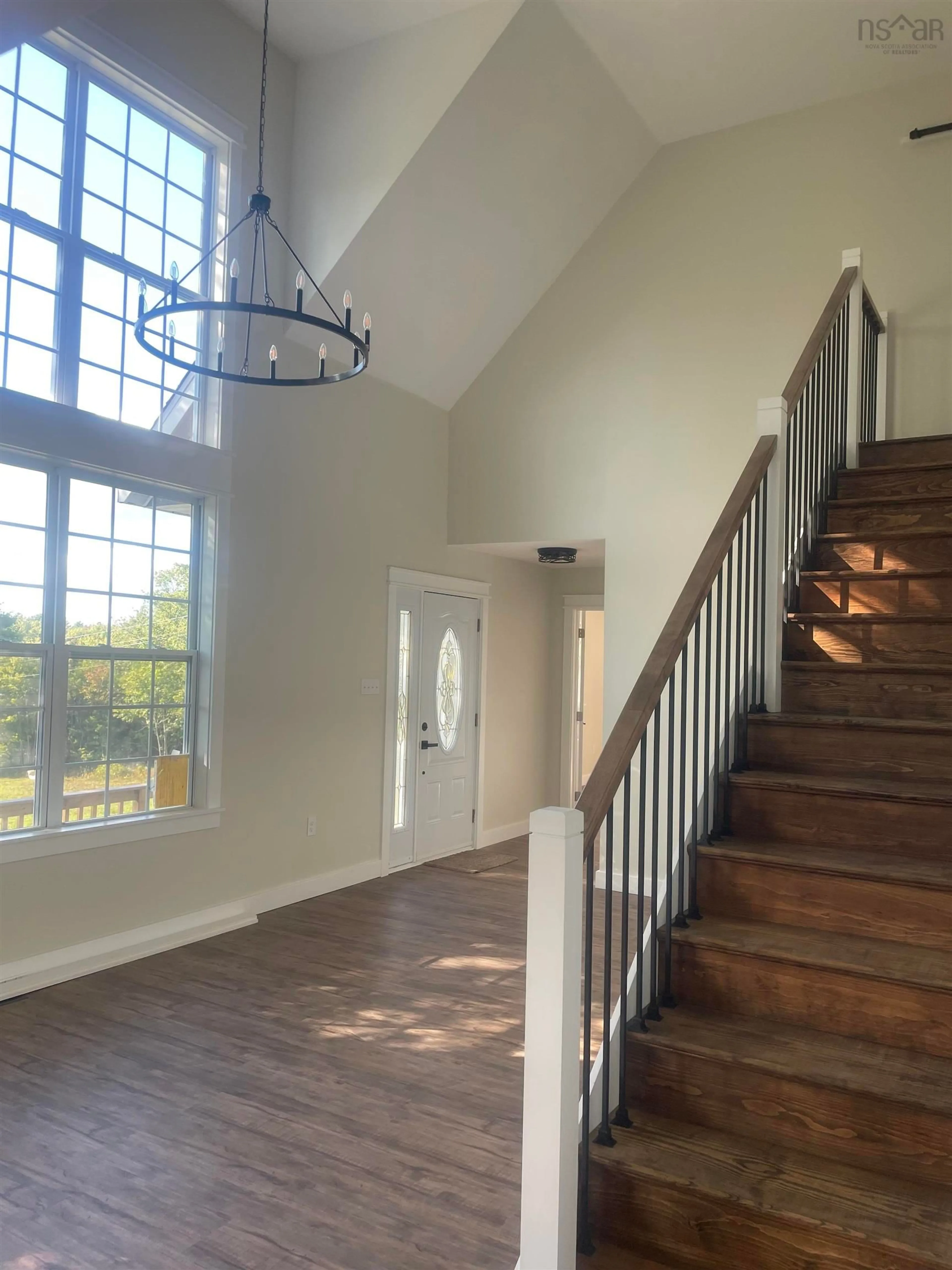 Indoor foyer for 6200 Highway 3, Jordan Falls Nova Scotia B0T 1J0