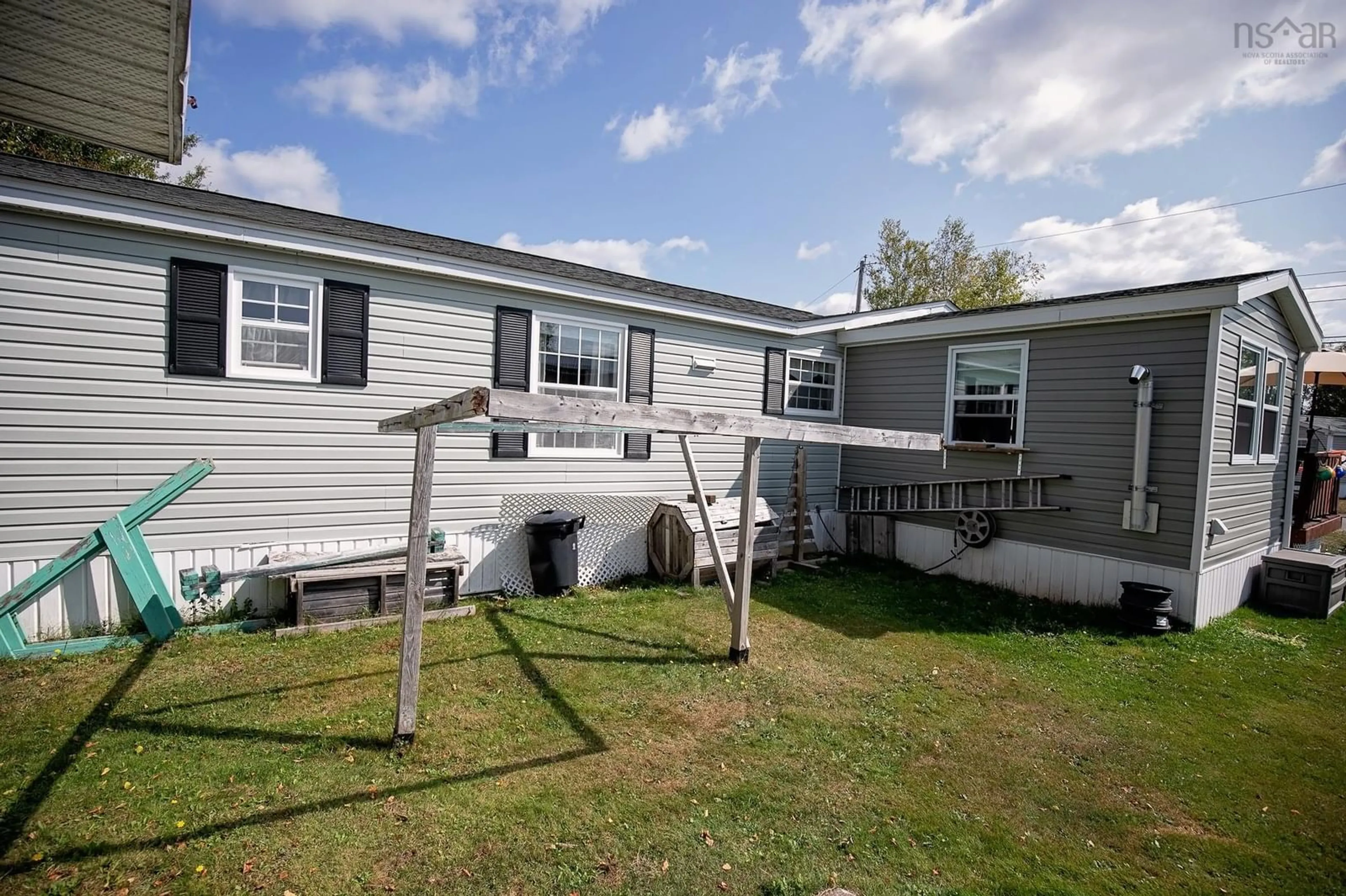 Home with vinyl exterior material, unknown for 50 Pinehurst St, Amherst Nova Scotia B4H 4X4