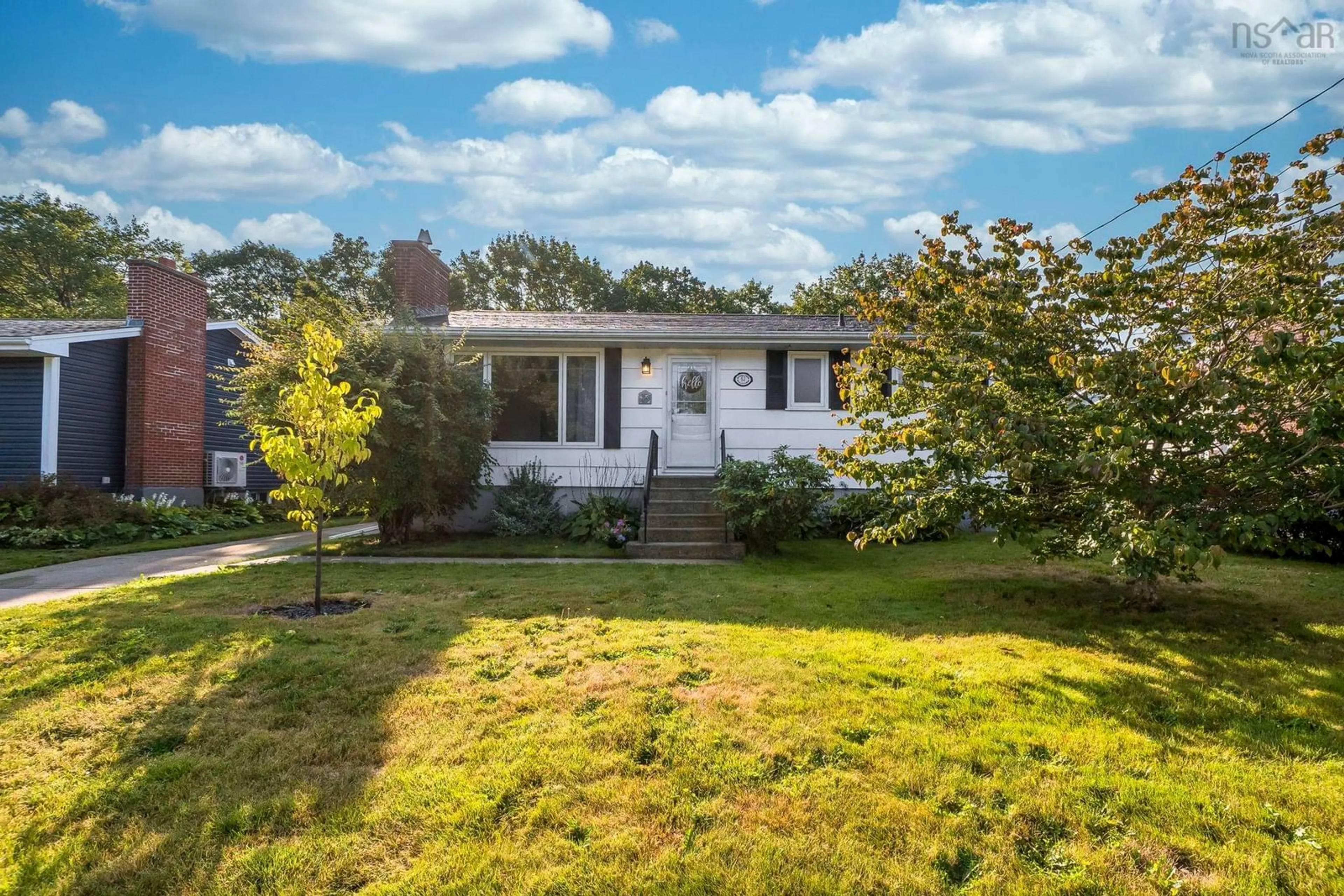 A pic from outside/outdoor area/front of a property/back of a property/a pic from drone, unknown for 62 Maplewood Dr, Timberlea Nova Scotia B3T 1G1