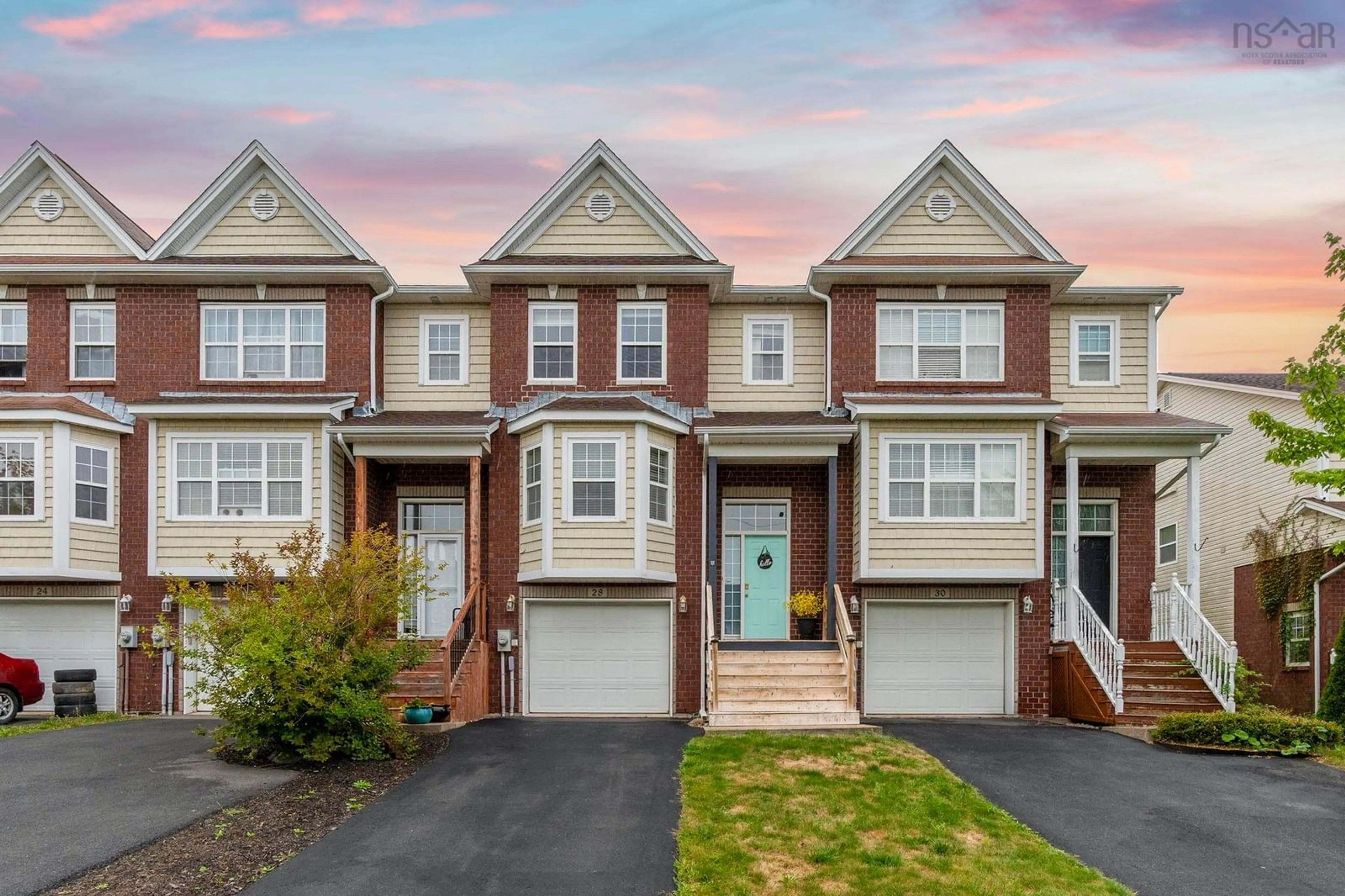 Home with vinyl exterior material, street for 28 Surrey Way, Dartmouth Nova Scotia B2W 6R7