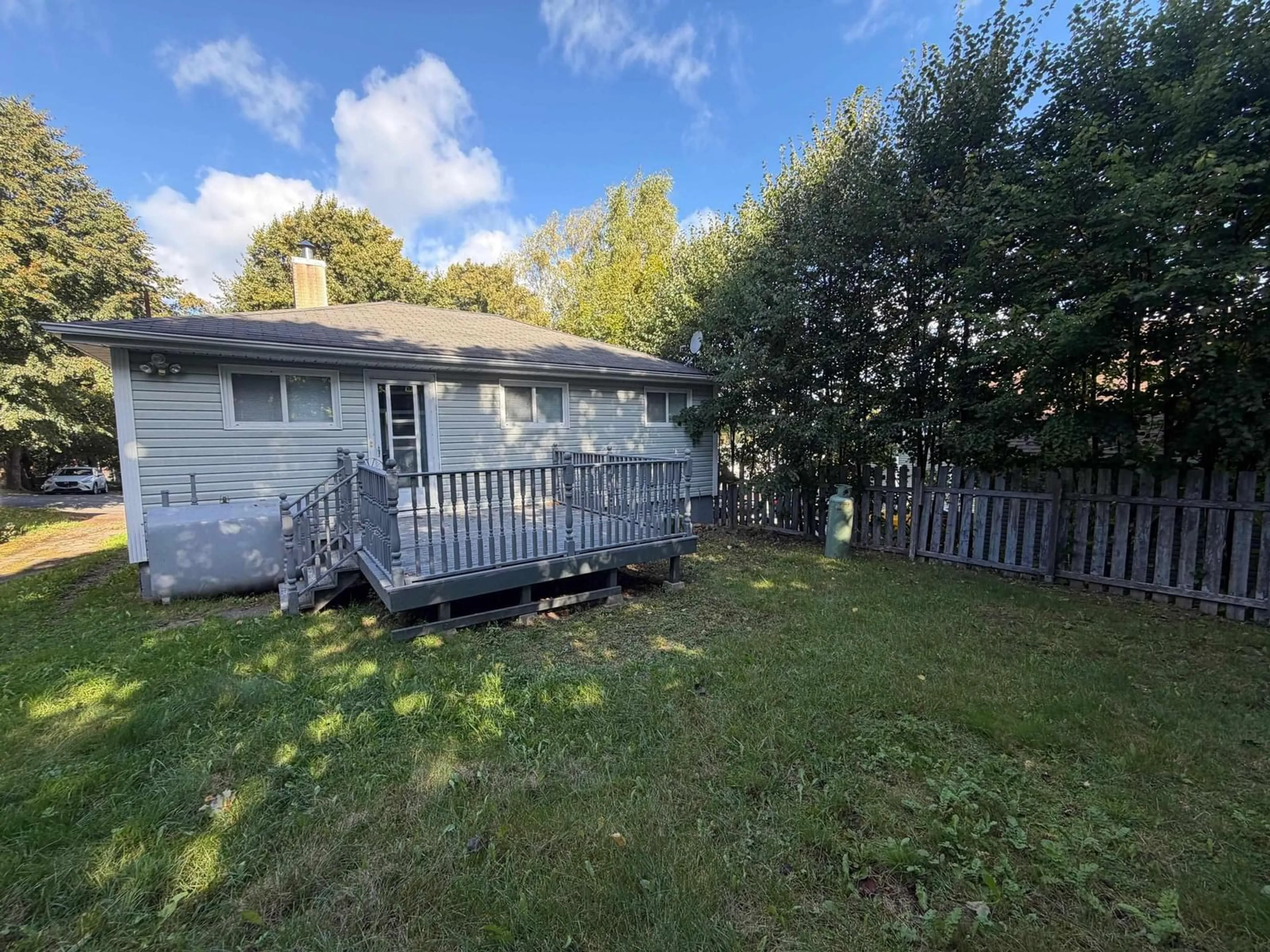 A pic from outside/outdoor area/front of a property/back of a property/a pic from drone, unknown for 24 Highland St, Sydney Nova Scotia B1P 4H9