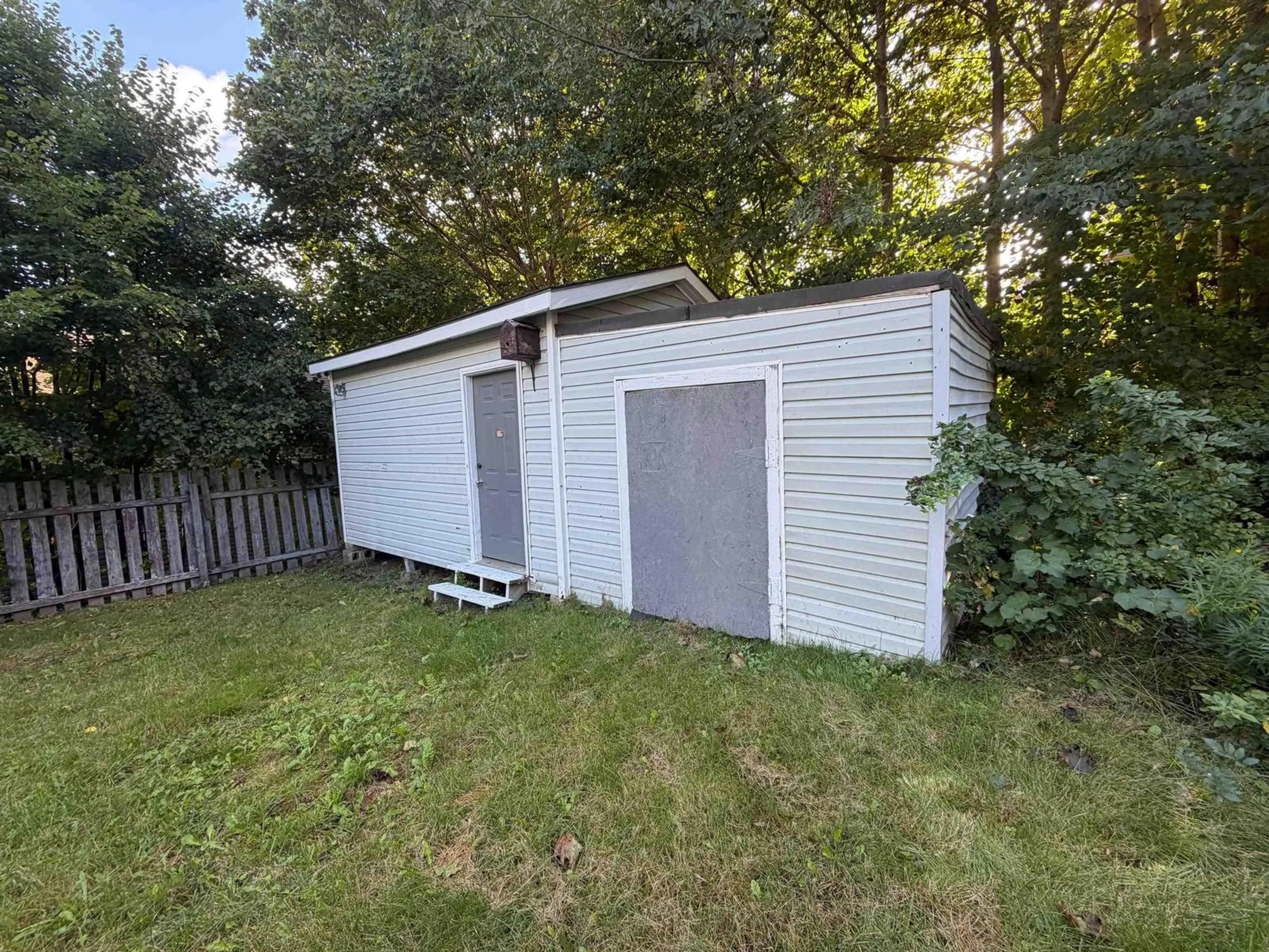 Shed for 24 Highland St, Sydney Nova Scotia B1P 4H9
