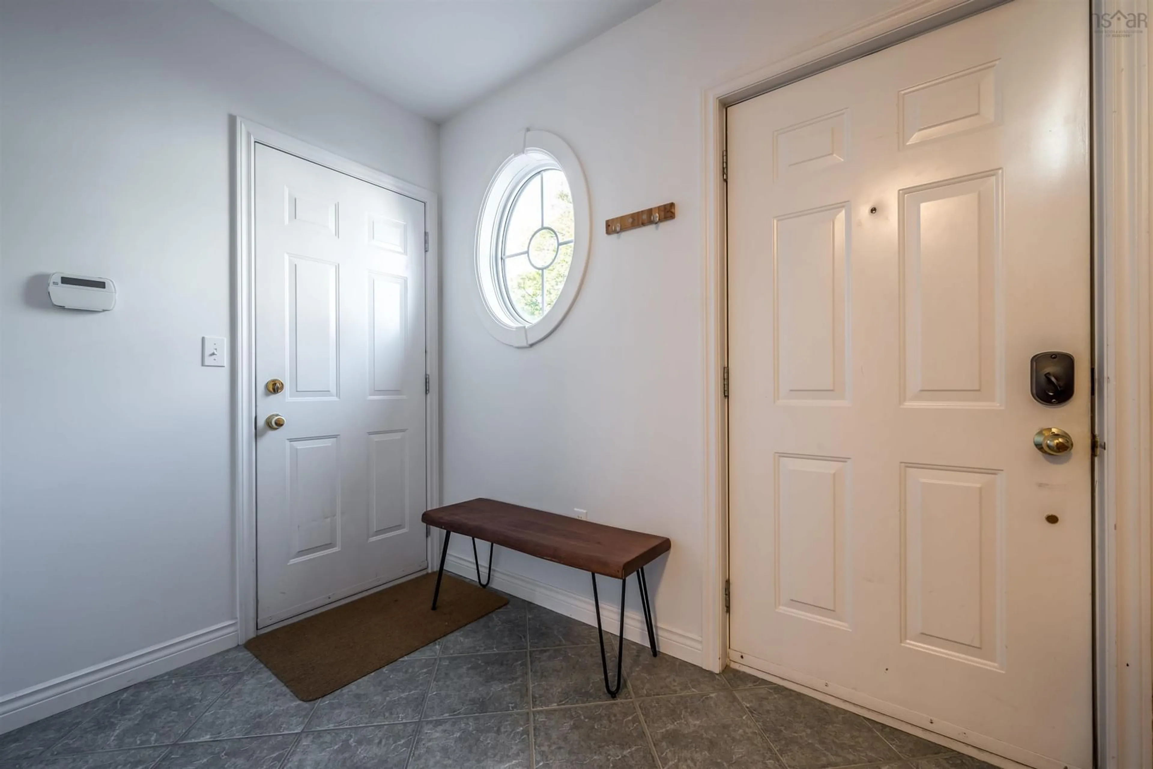 Indoor entryway for 5800 Tower Terr #102, Halifax Nova Scotia B3H 1R5