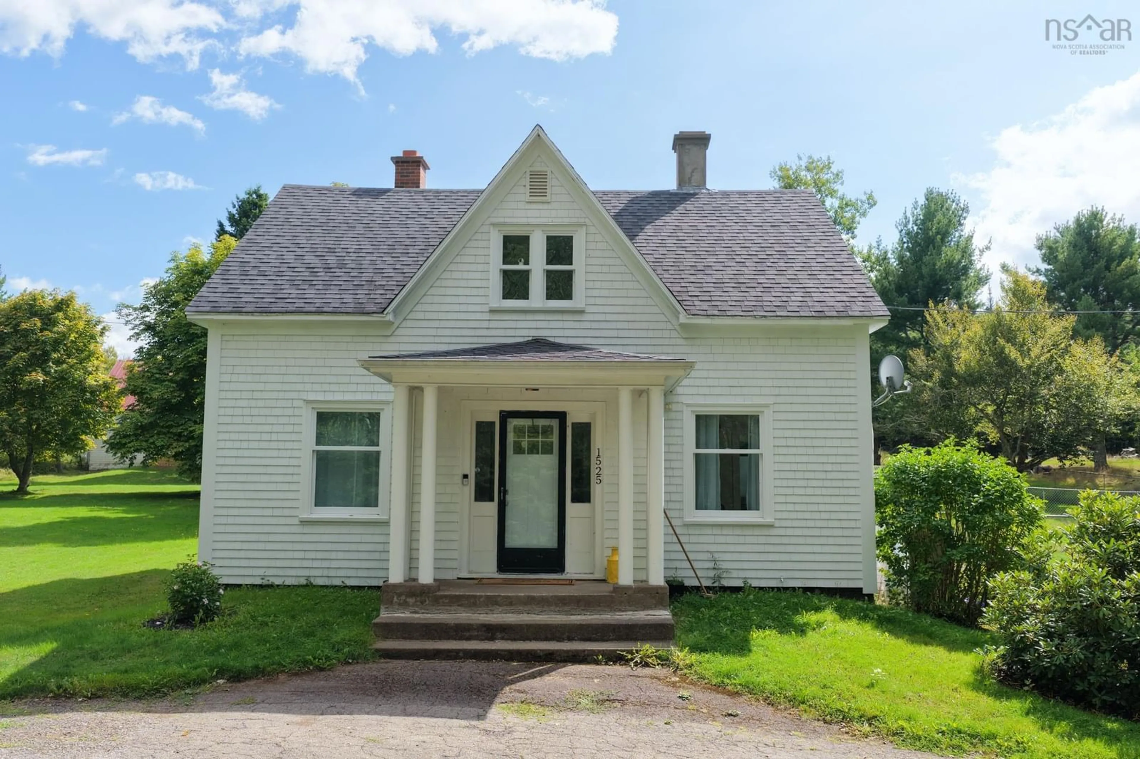 Home with vinyl exterior material, street for 1525 Coxheath Rd, Coxheath Nova Scotia B1L 1B3