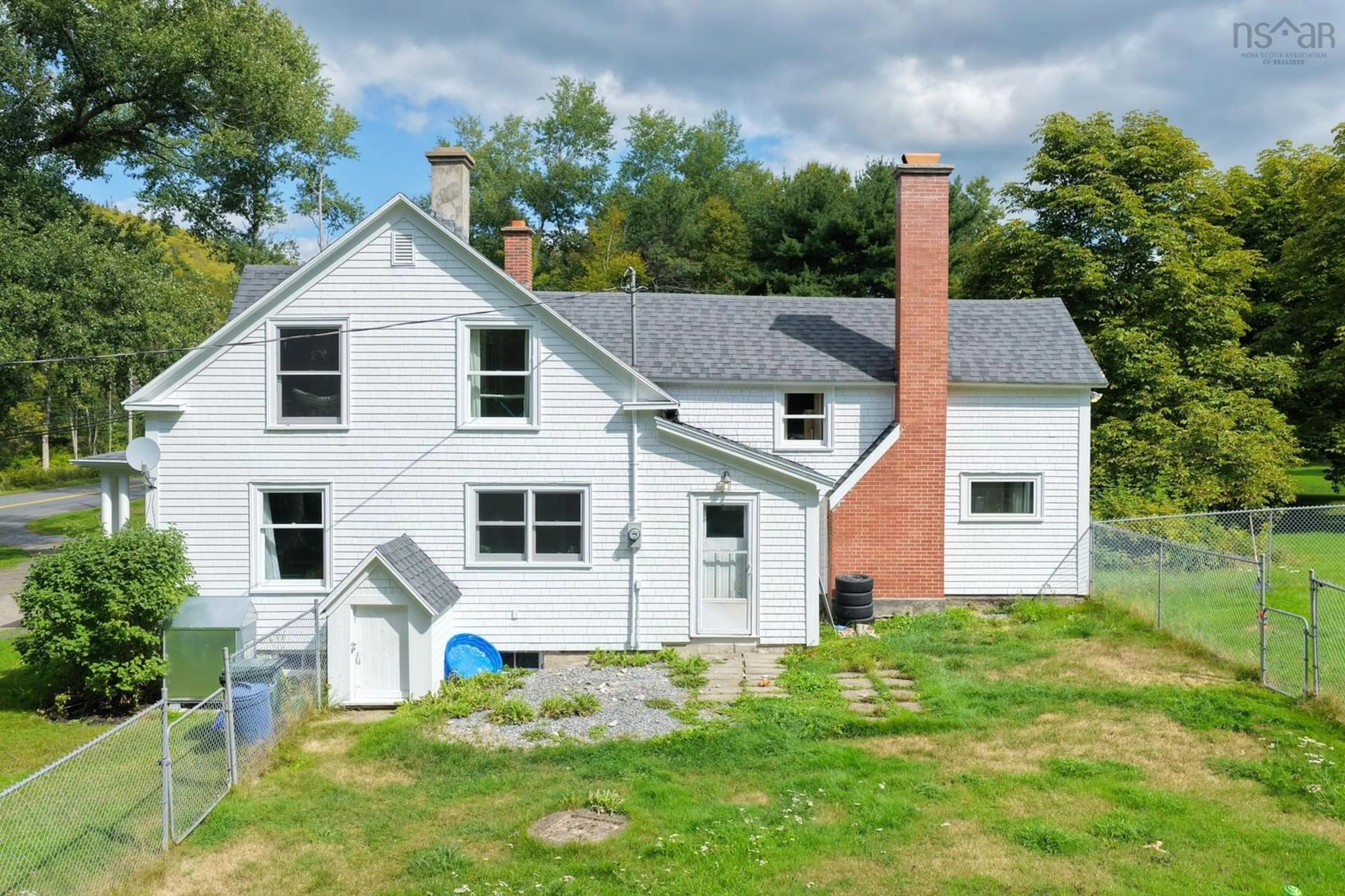 A pic from outside/outdoor area/front of a property/back of a property/a pic from drone, building for 1525 Coxheath Rd, Coxheath Nova Scotia B1L 1B3