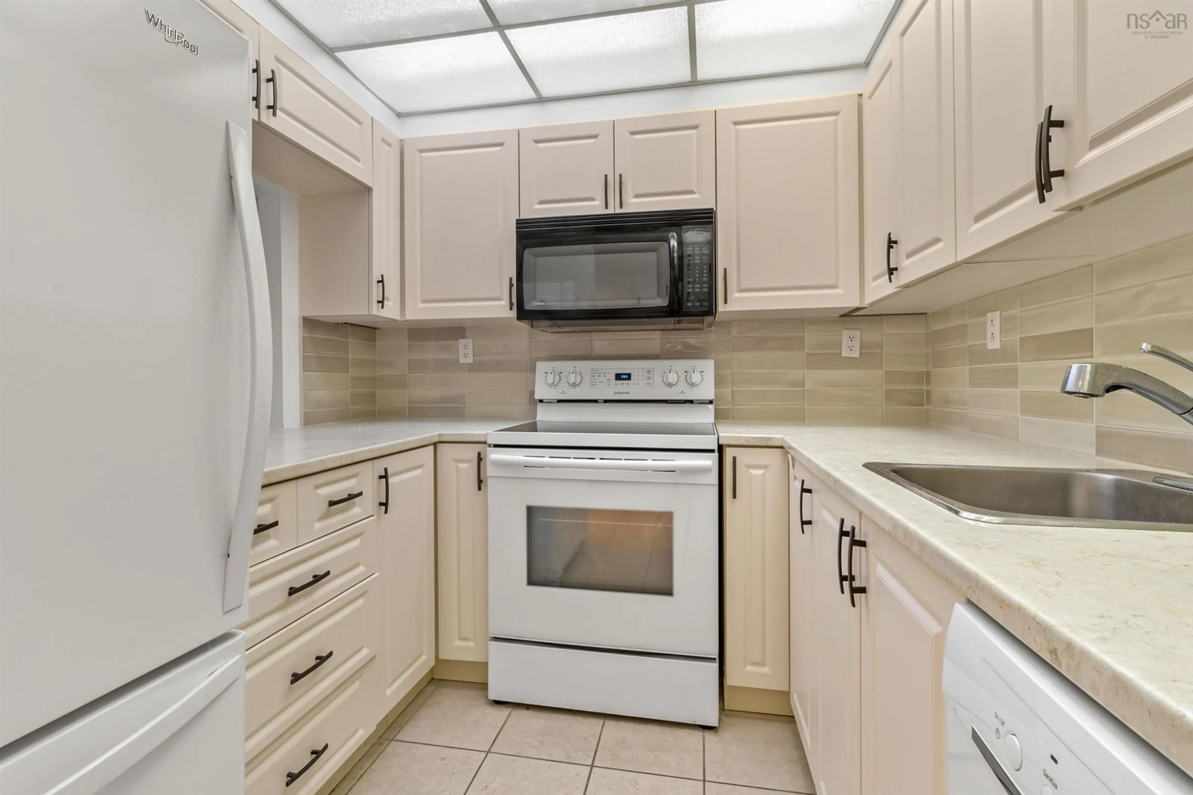 Standard kitchen, ceramic/tile floor for 30 Brookdale Crescent #304, Dartmouth Nova Scotia B3A 4T7