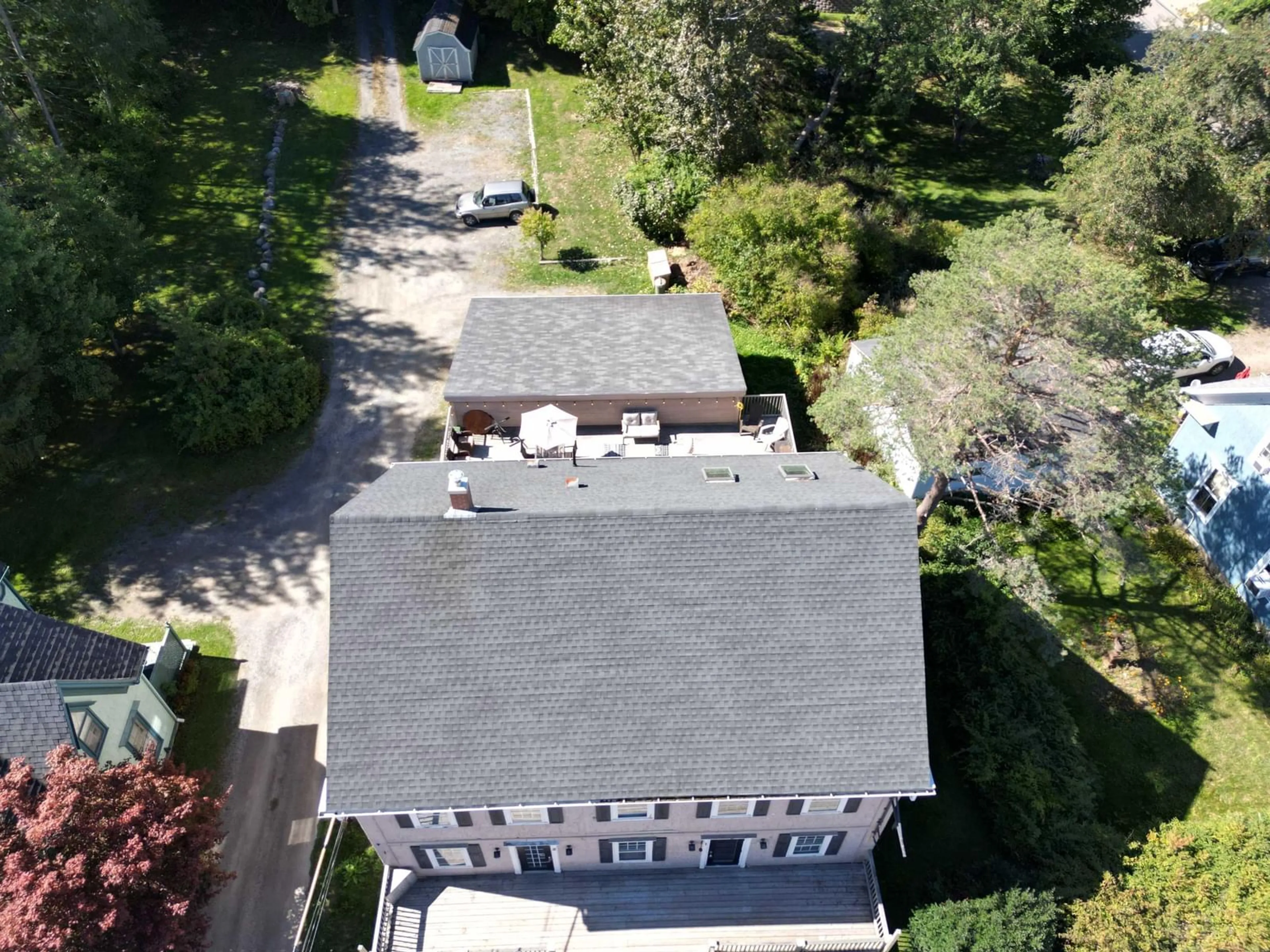 A pic from outside/outdoor area/front of a property/back of a property/a pic from drone, unknown for 662 Main St, Mahone Bay Nova Scotia B0J 2E0