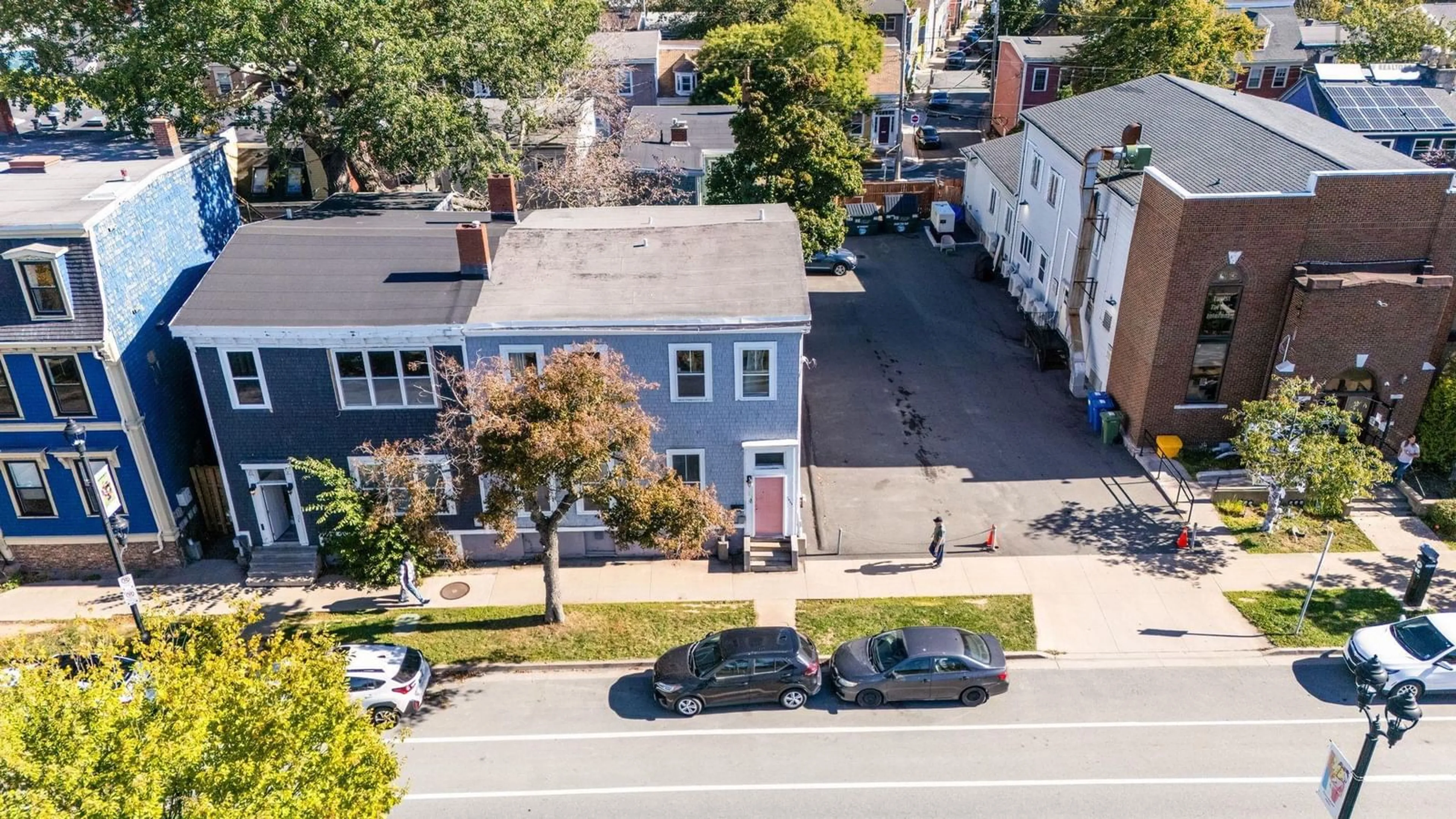 A pic from outside/outdoor area/front of a property/back of a property/a pic from drone, street for 2039 North Park St, Halifax Nova Scotia B3K 4B2