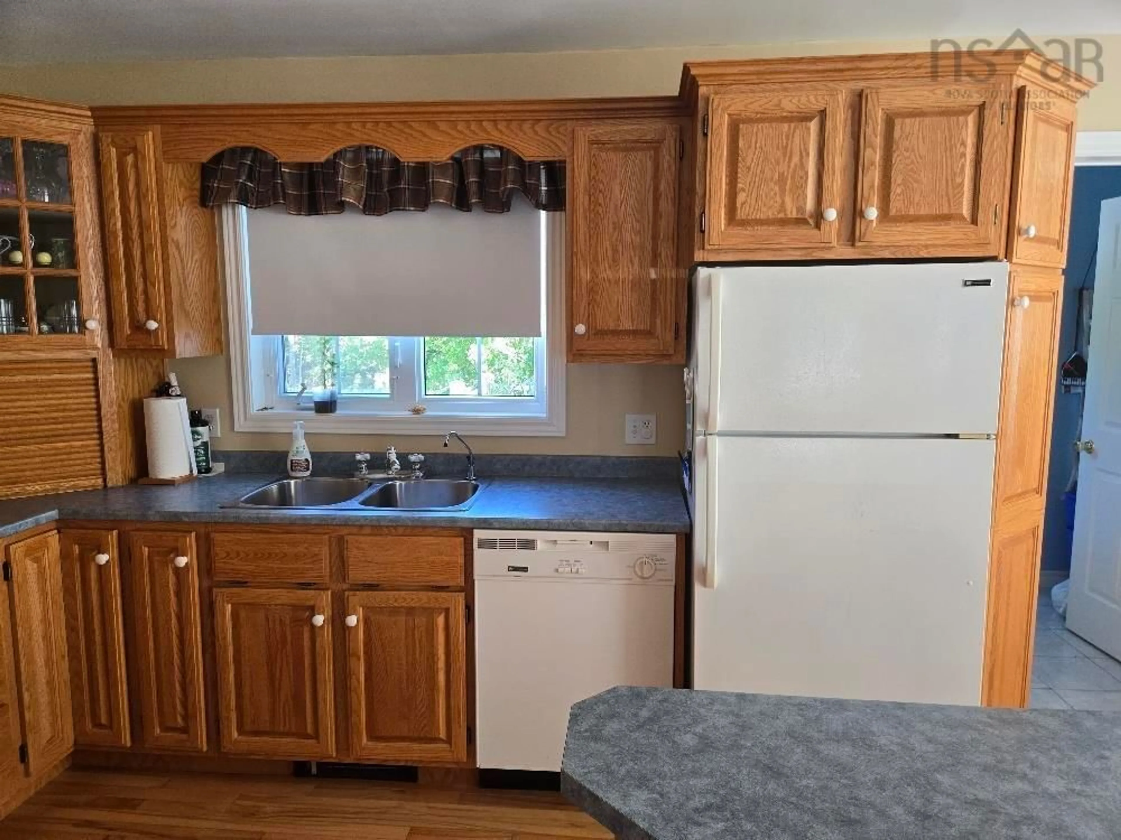 Standard kitchen, unknown for 40 Silverwood Dr., Valley Nova Scotia B2N 6Y6