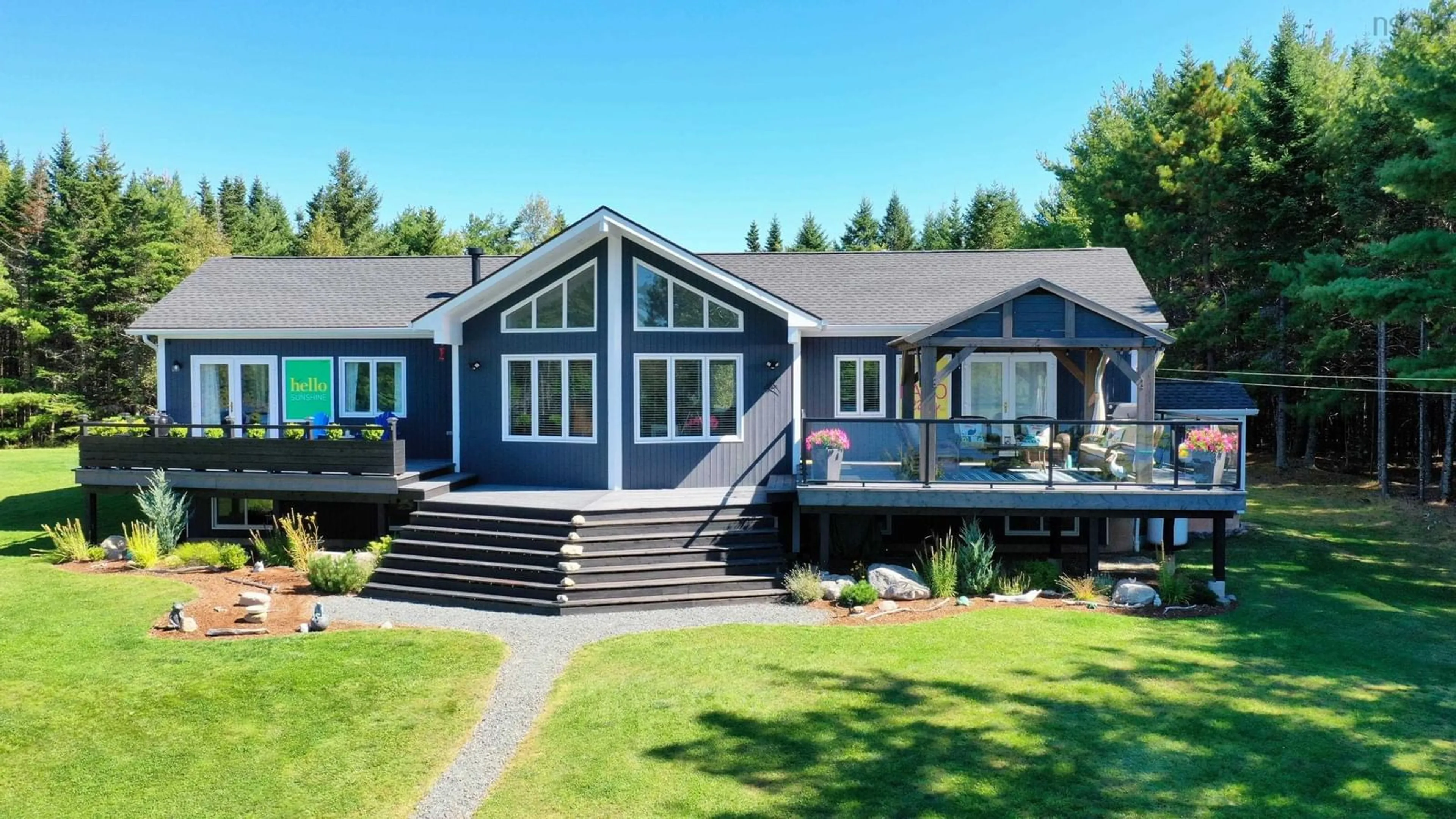 Home with vinyl exterior material, unknown for 193 Red Tail Dr, Newburne Nova Scotia B0J 2E0