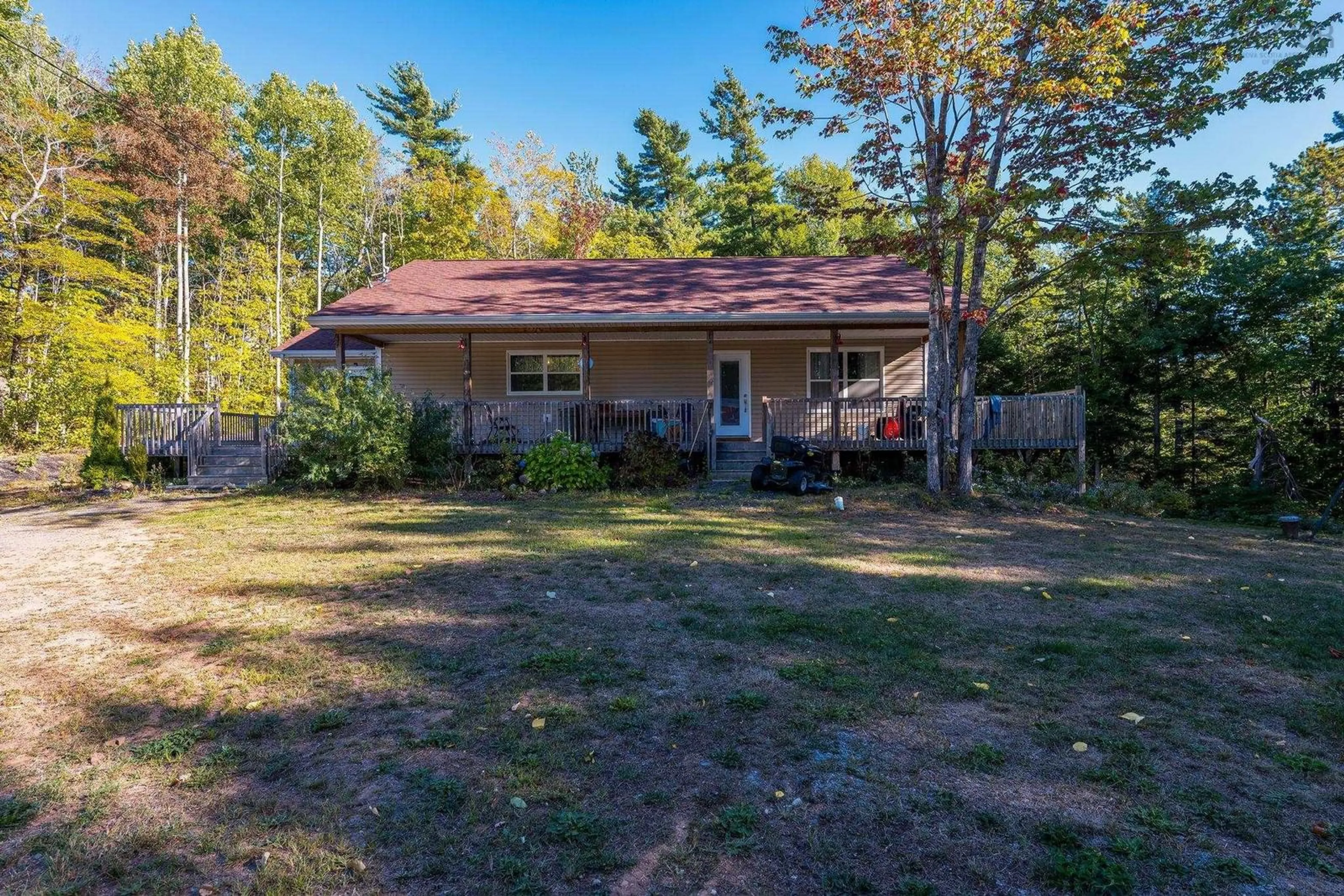 A pic from outside/outdoor area/front of a property/back of a property/a pic from drone, unknown for 260 Harrington Rd, Coldbrook Nova Scotia B4R 1C1