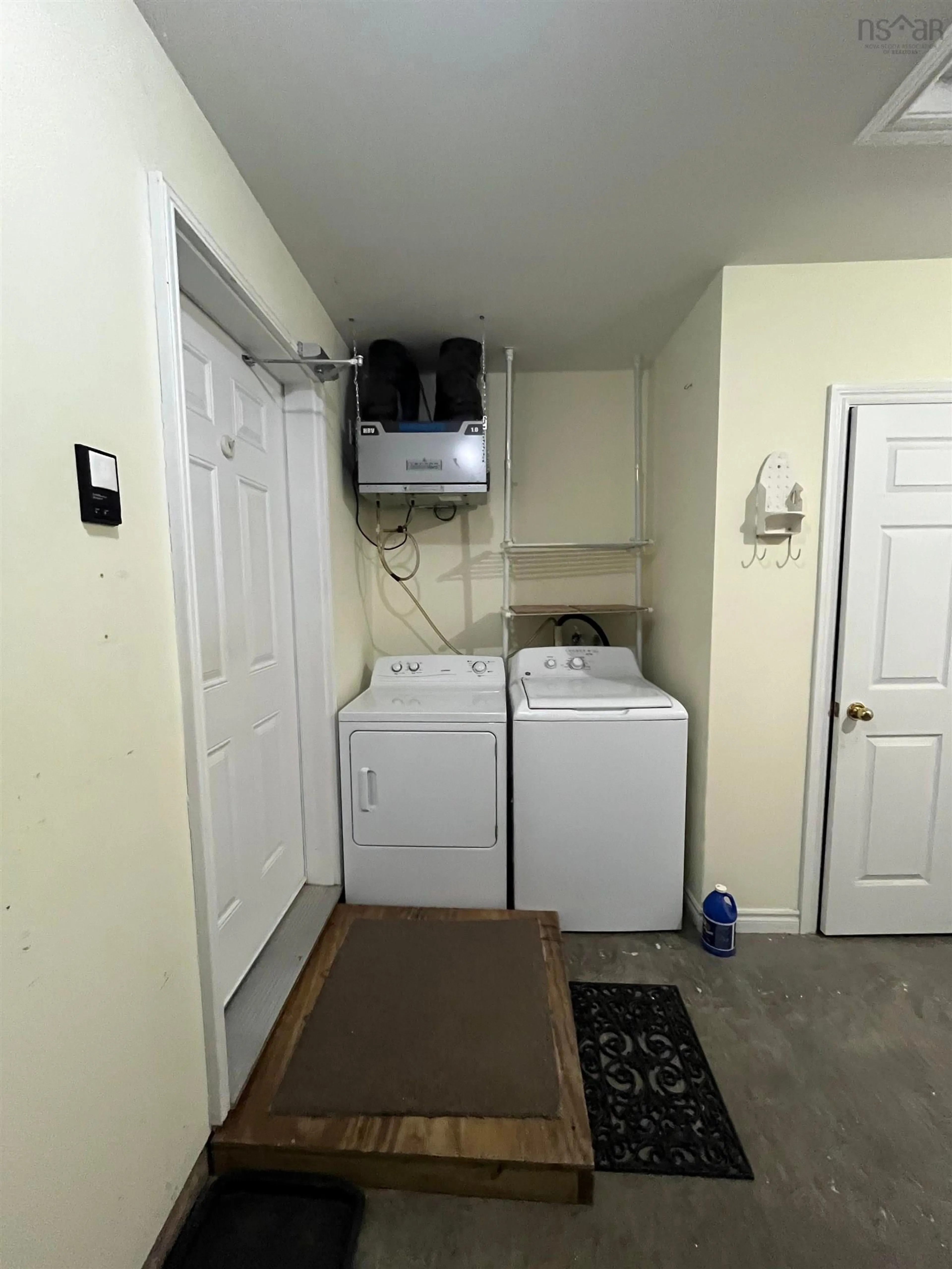 Laundry room for 47 Kimbrough Crt, Greenwich Nova Scotia B4P 2R2