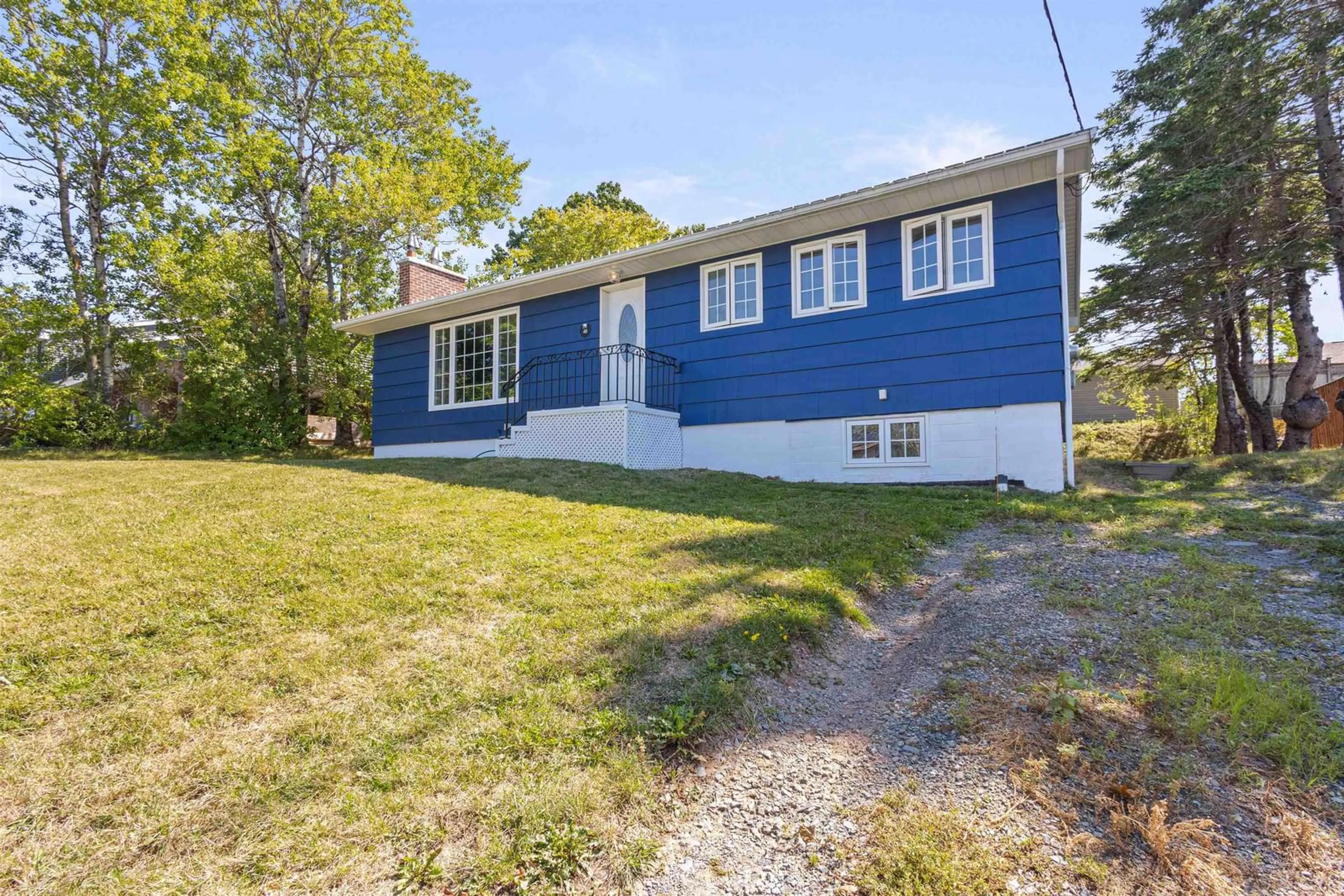 A pic from outside/outdoor area/front of a property/back of a property/a pic from drone, unknown for 49 Raymond Dr, Lower Sackville Nova Scotia B4C 1H3