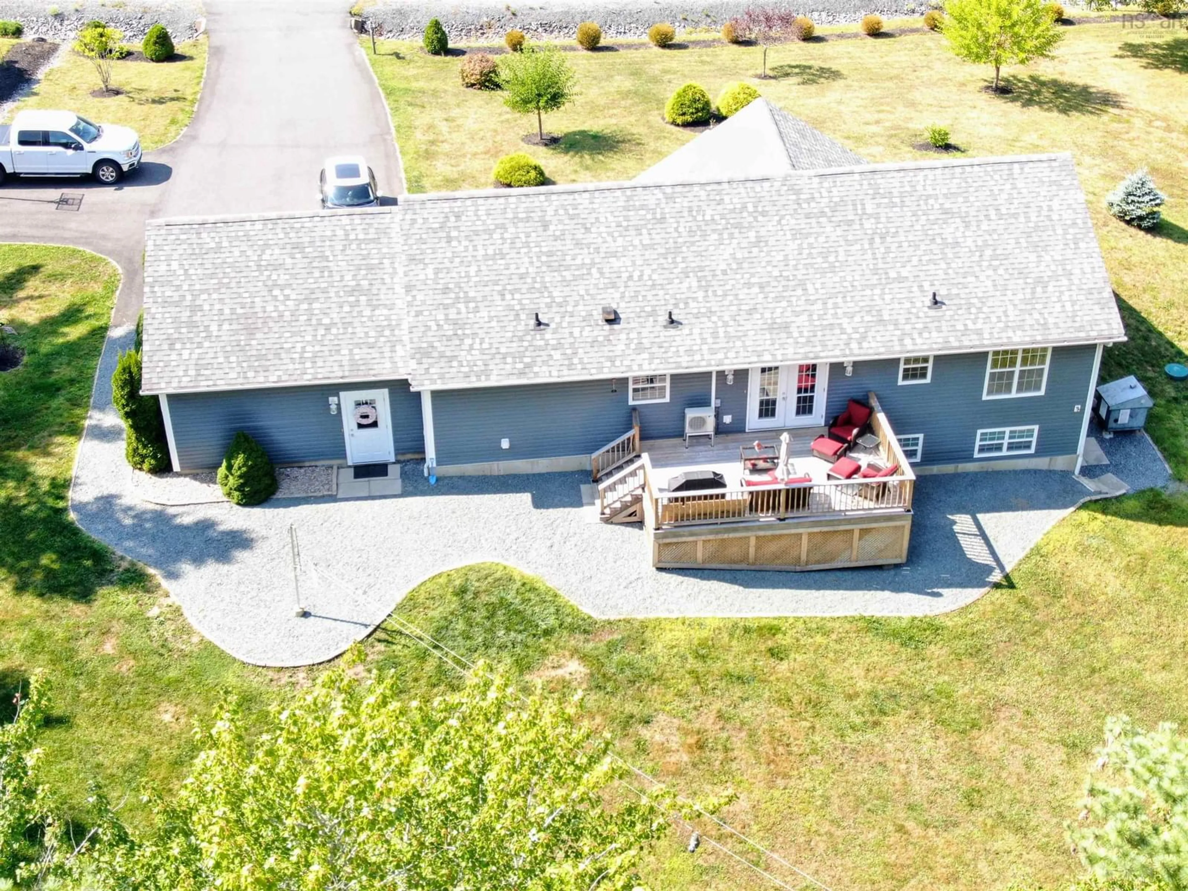 A pic from outside/outdoor area/front of a property/back of a property/a pic from drone, unknown for 26 Aspen Crt, Conquerall Bank Nova Scotia B4V 0G6