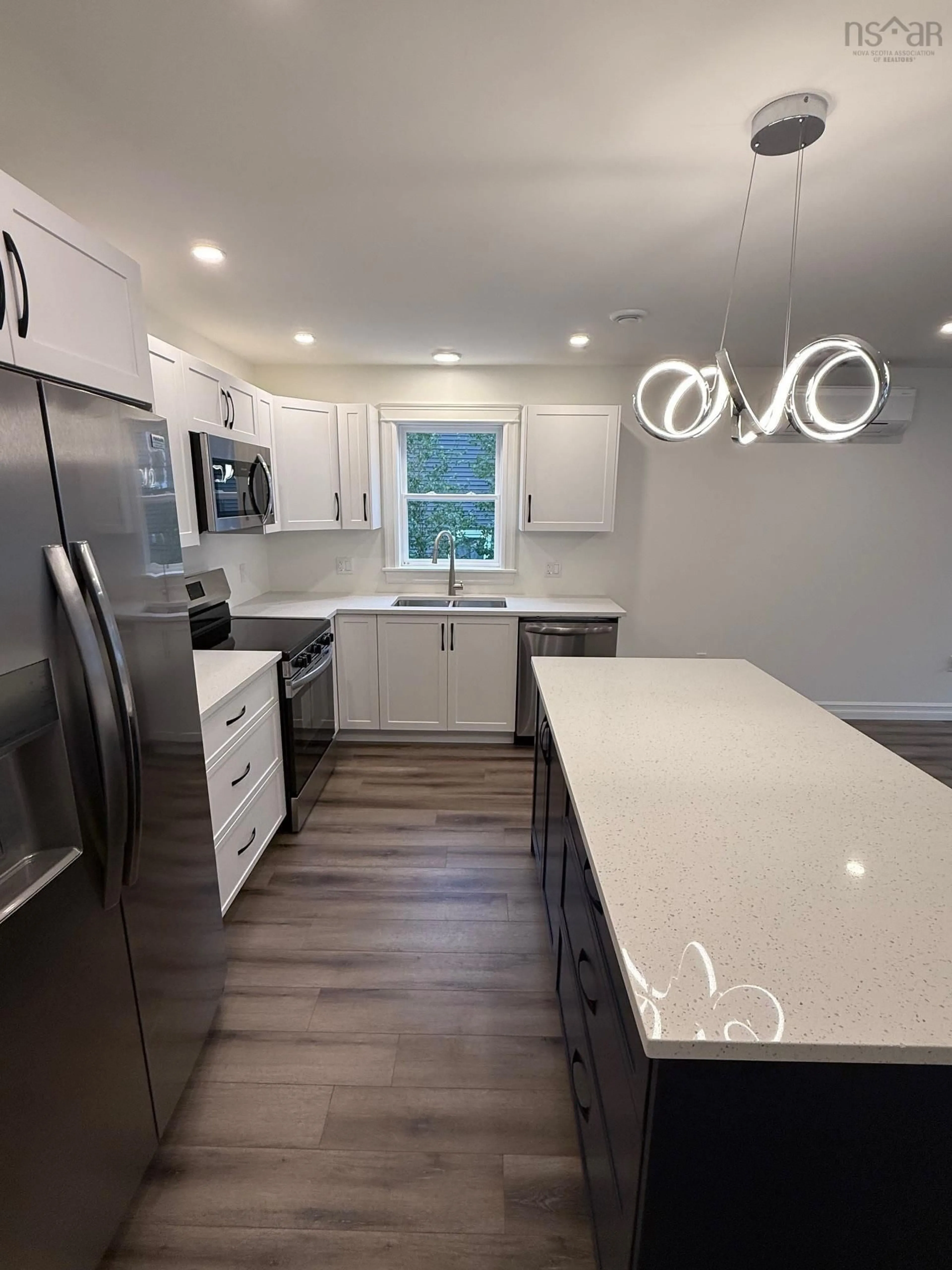 Open concept kitchen, unknown for 475 Glen Allan Dr, Bridgewater Nova Scotia B4V 0A8