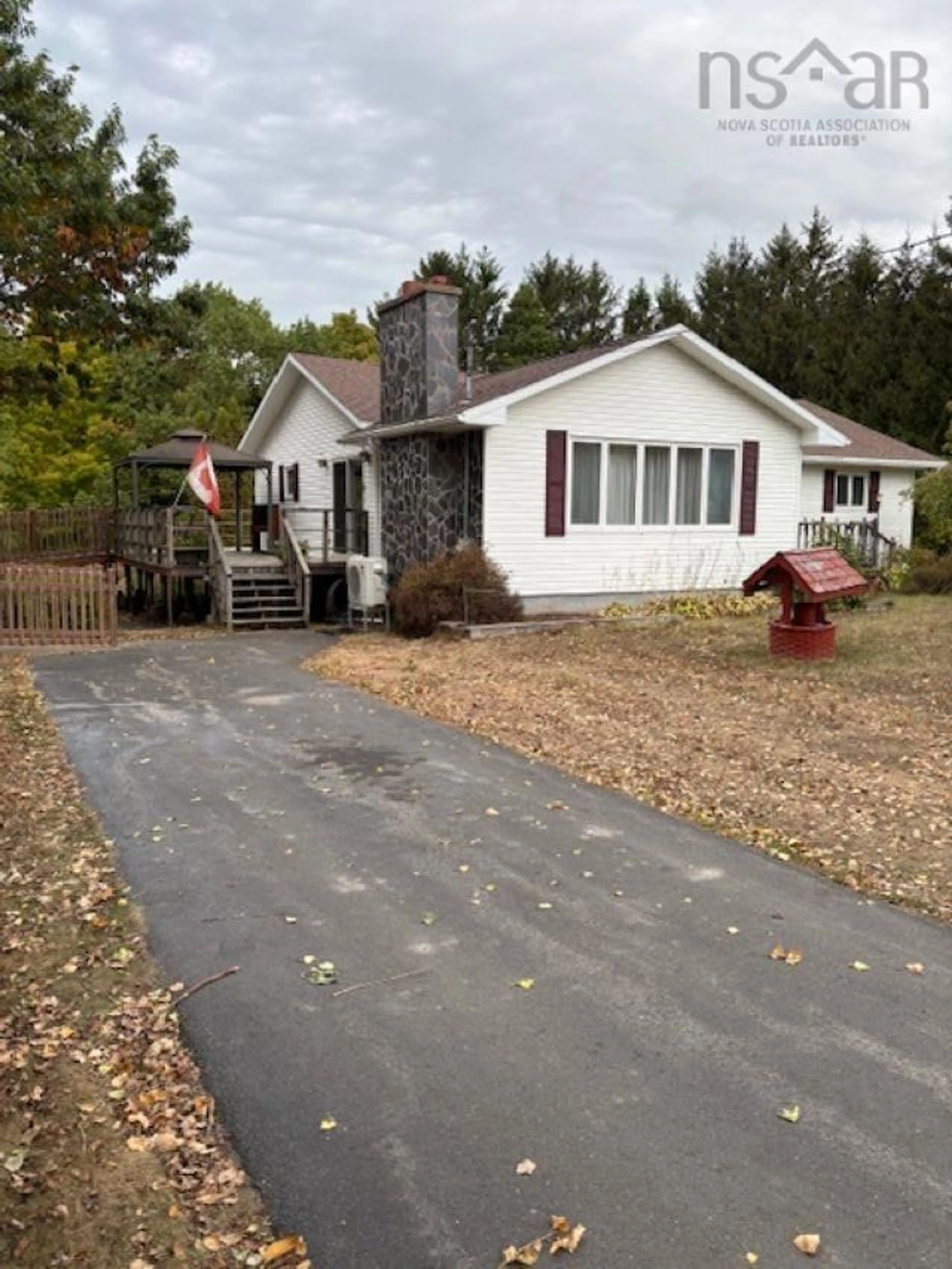 Home with vinyl exterior material, street for 967 Maple St, Waterville Nova Scotia B0P 1V0
