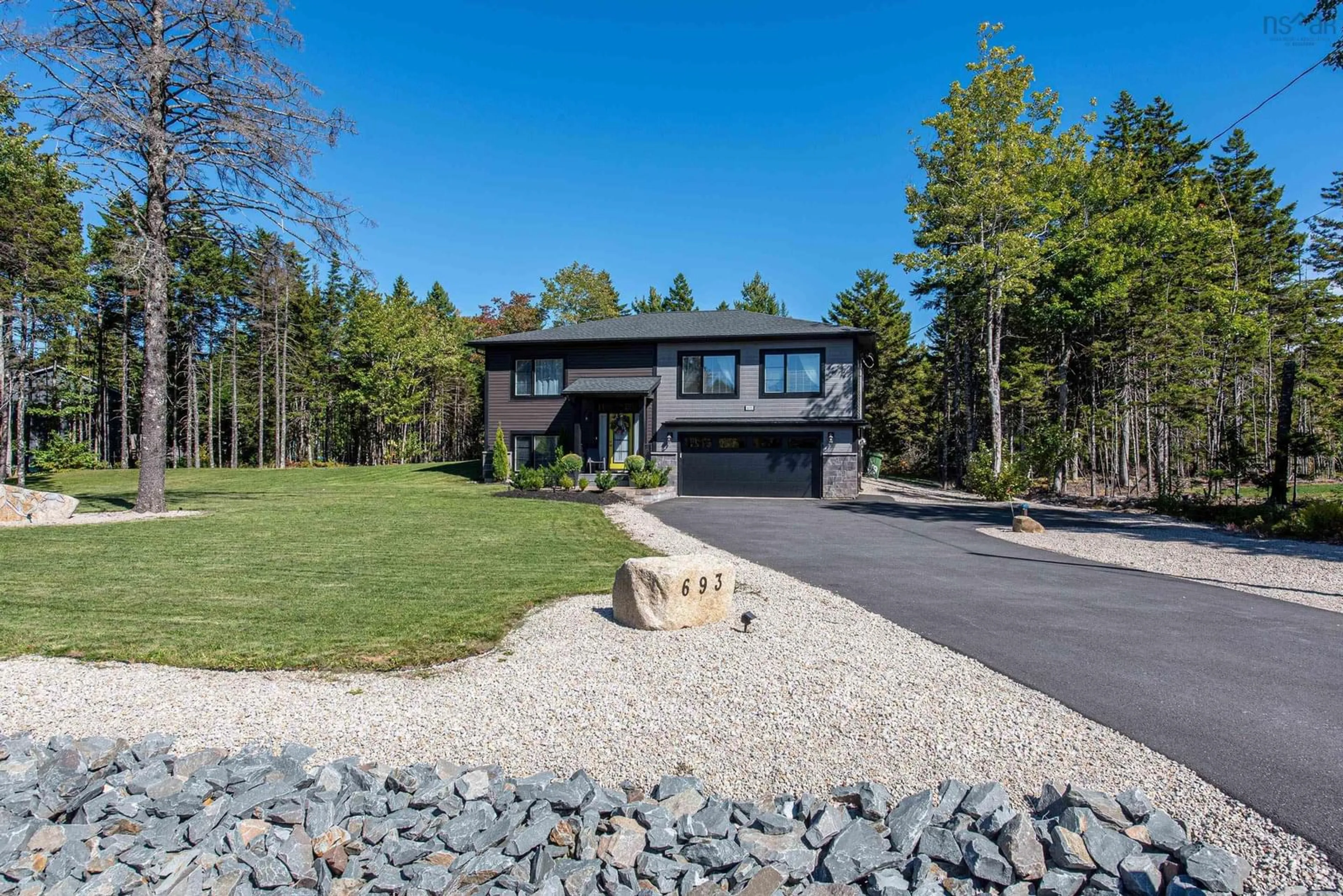 Home with brick exterior material, unknown for 693 Midnight Run, Middle Sackville Nova Scotia B4E 0R3