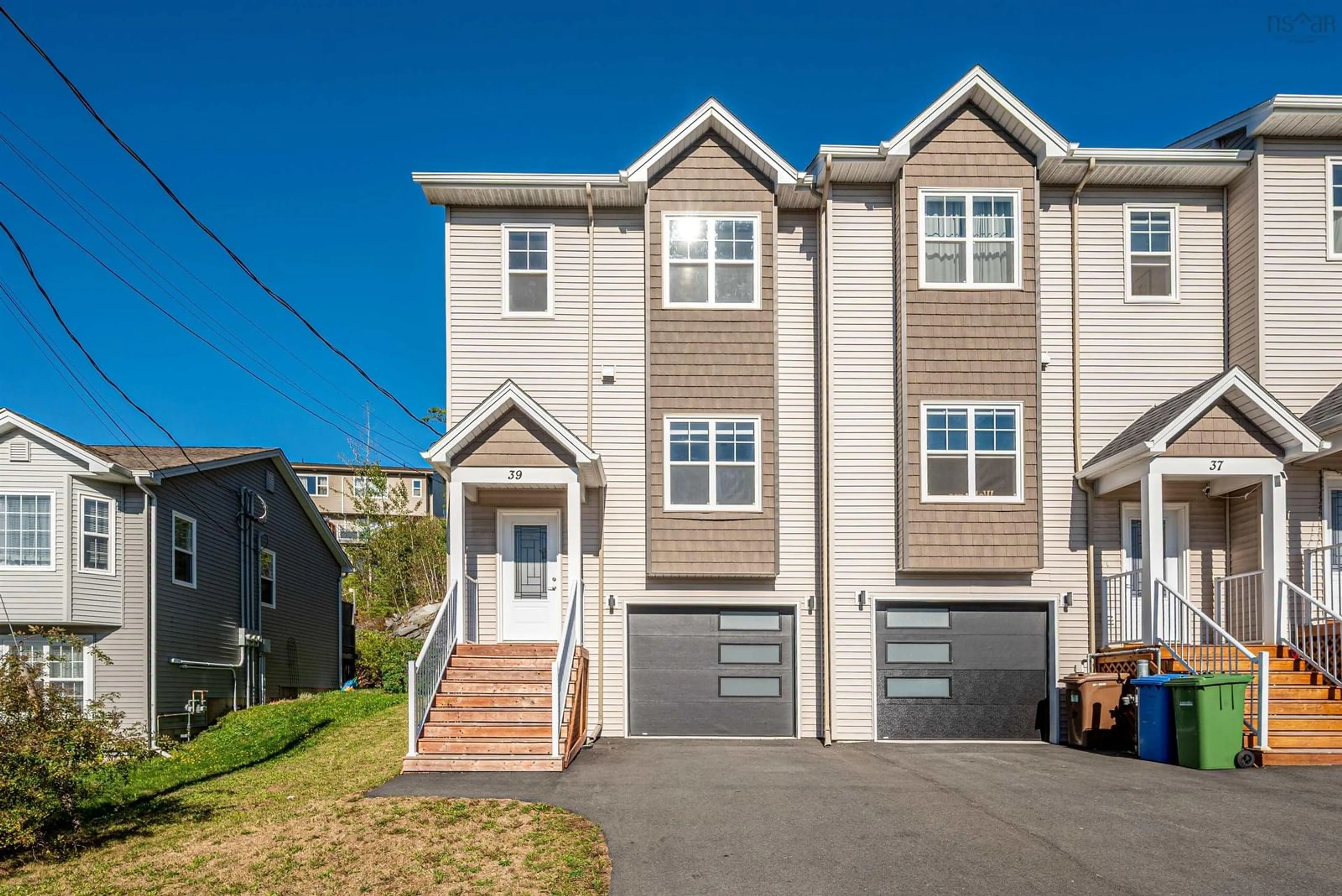 Home with vinyl exterior material, street for 39 Nadia Dr, Dartmouth Nova Scotia B3A 0B3