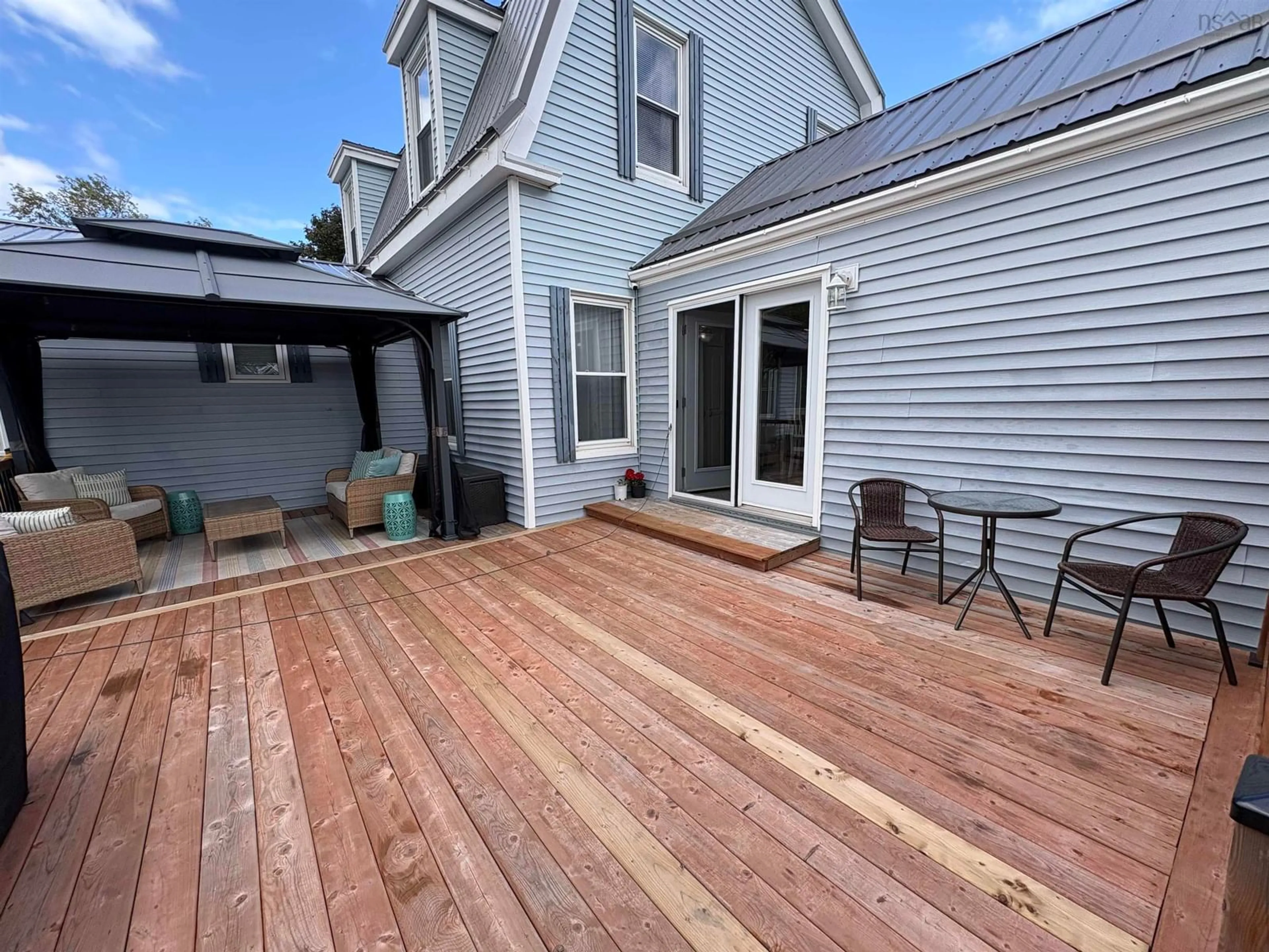 Patio, street for 21 Oak St, Pictou Nova Scotia B0K 1H0