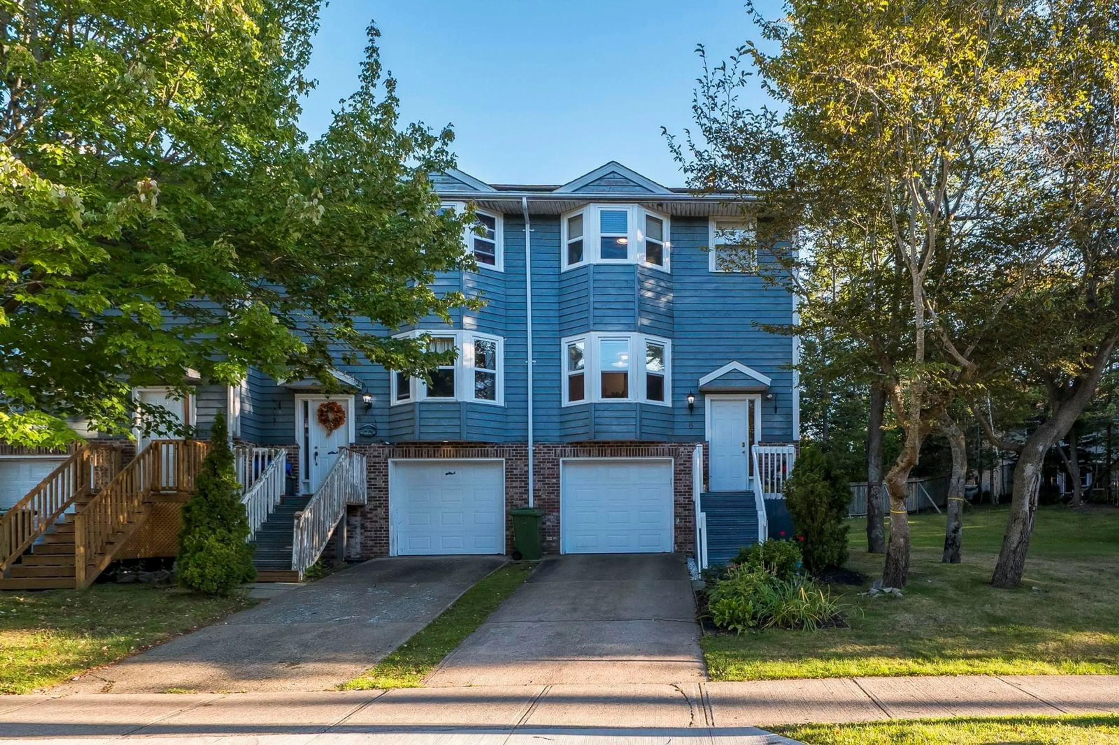 Home with vinyl exterior material, street for 8 Remington Crt, Clayton Park Nova Scotia B3M 3Y6
