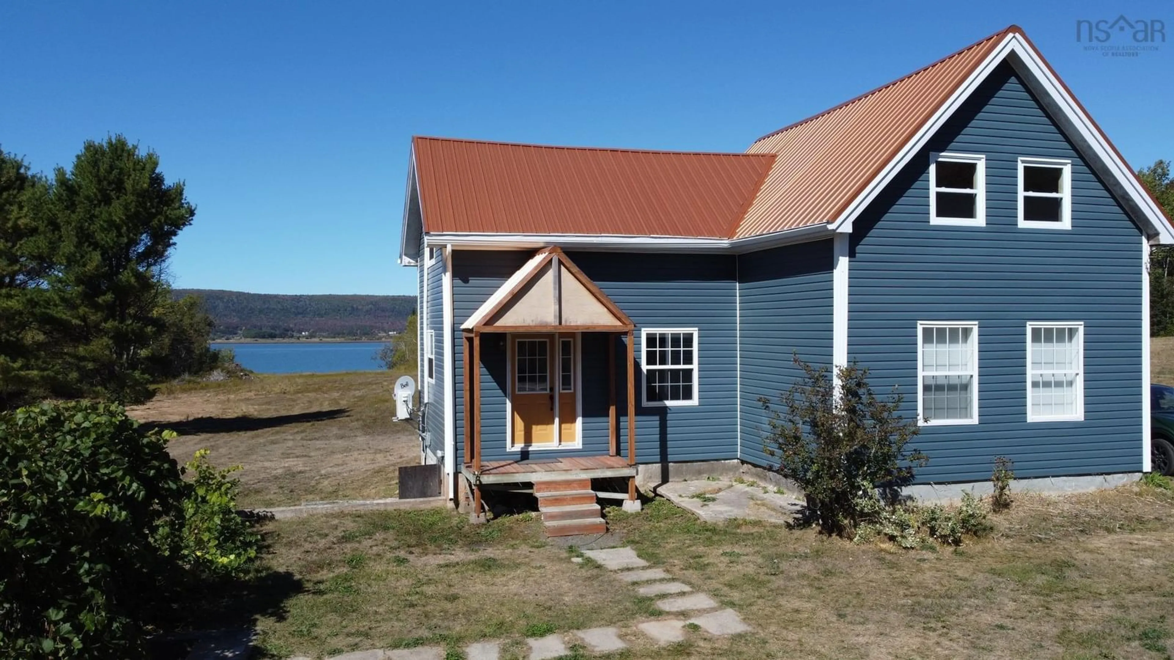 Patio, water/lake/river/ocean view for 2799 1 Hwy, Upper Clements Nova Scotia B0S 1A0