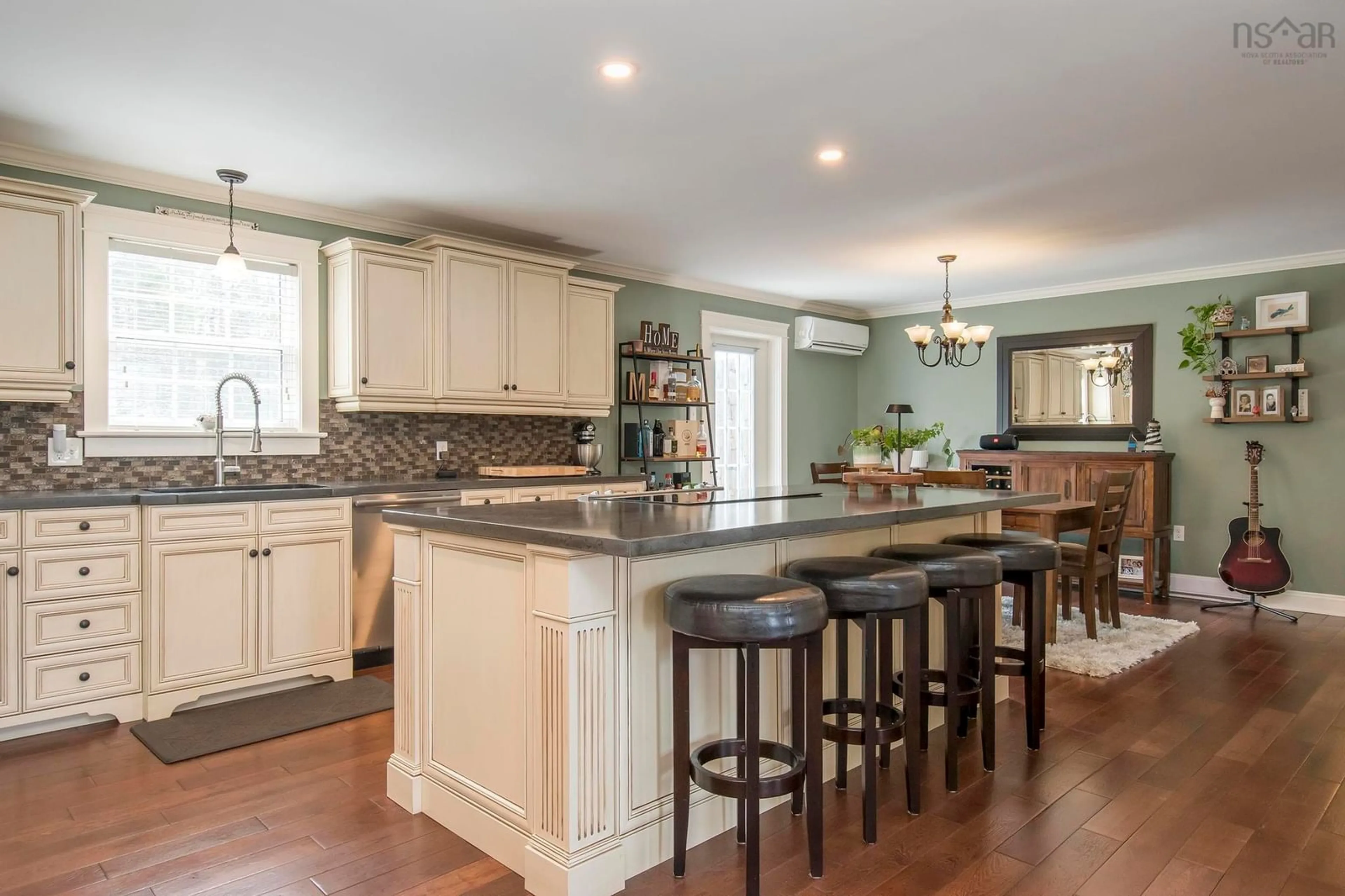 Open concept kitchen, unknown for 104 Meadowvale Rd, Meadowvale Nova Scotia B0P 1R0