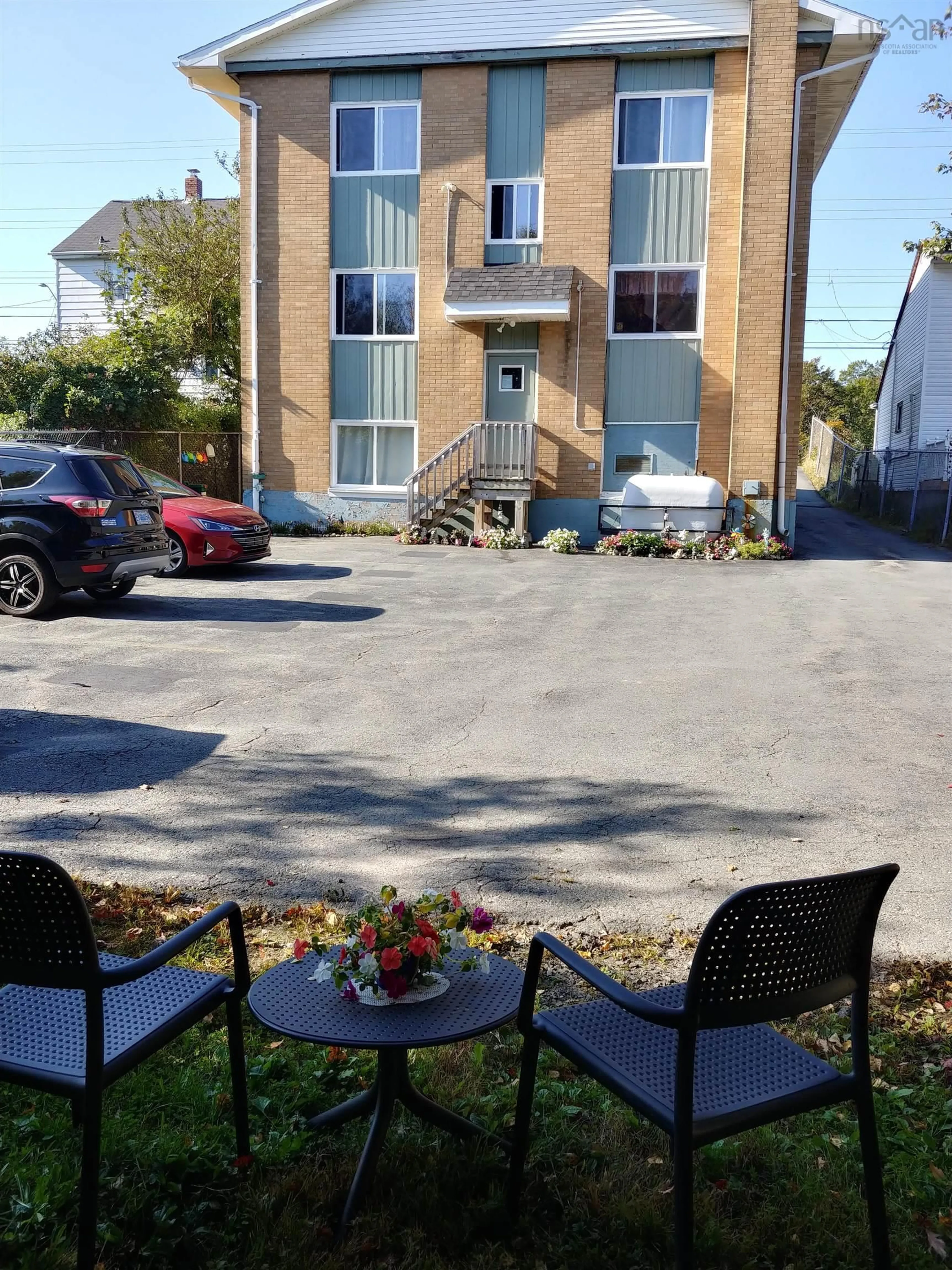 Patio, street for 462 Herring Cove Rd, Spryfield Nova Scotia B3R 1W6