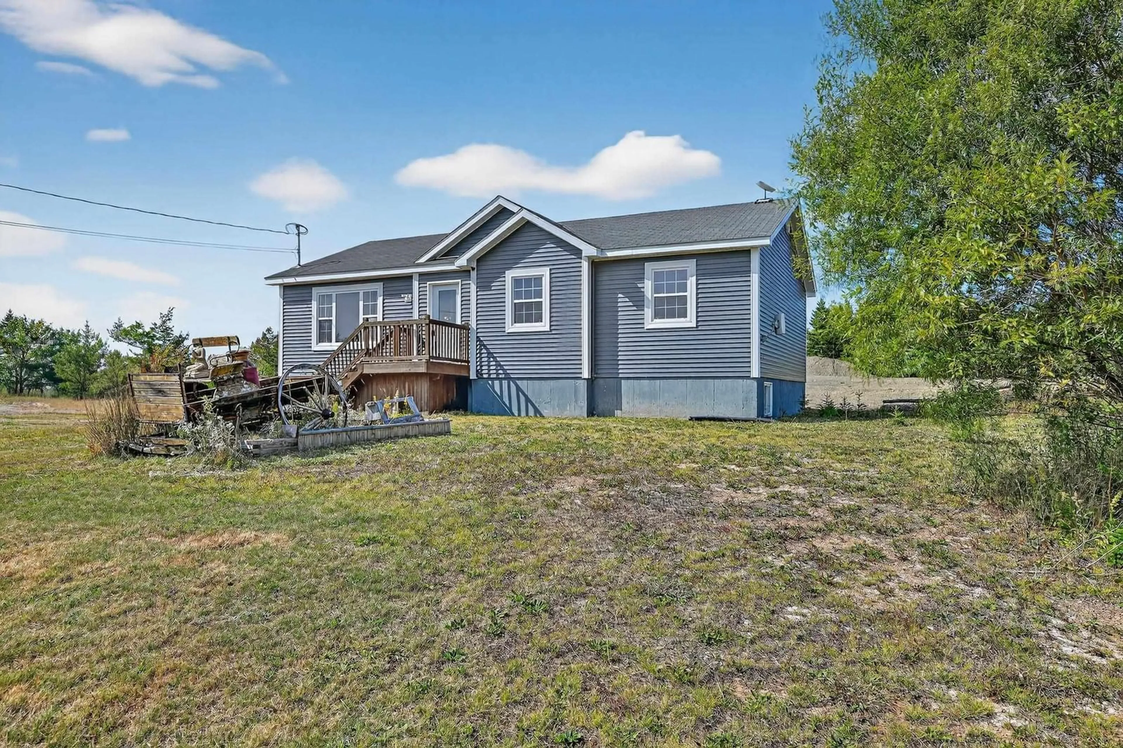 Home with vinyl exterior material, unknown for 2126 Hillside Road, Marion Bridge Nova Scotia B1K 1C2