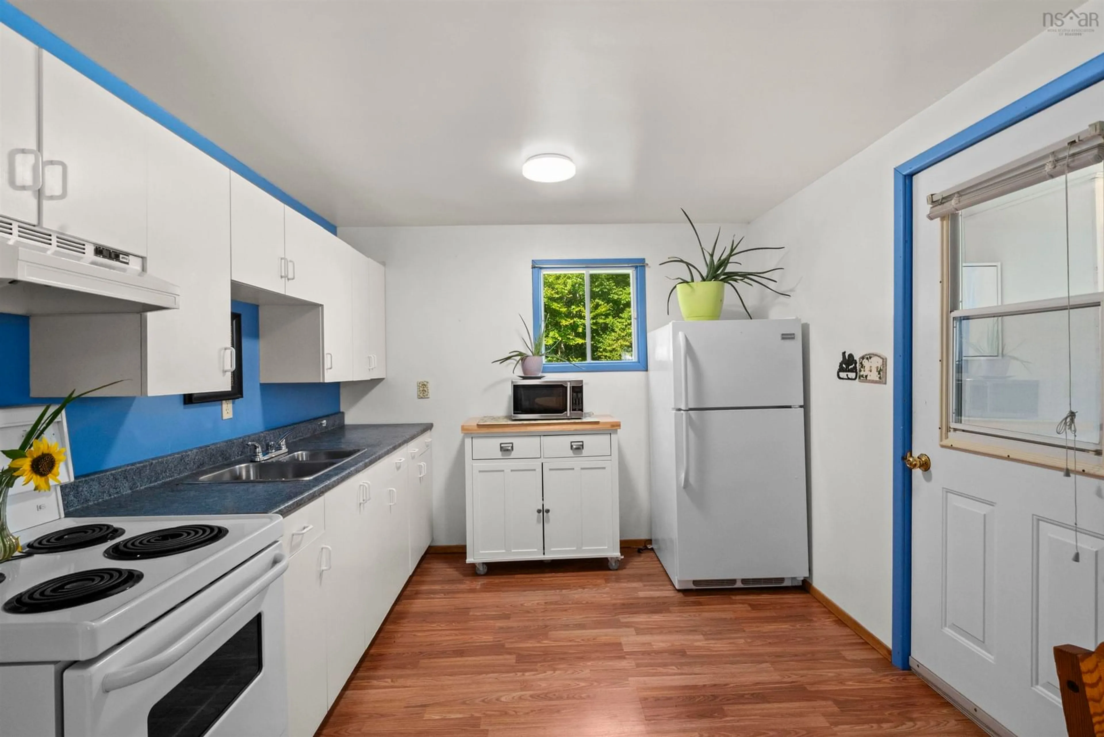 Standard kitchen, unknown for 1236 Highway 329, Mill Cove Nova Scotia B0J 1T0