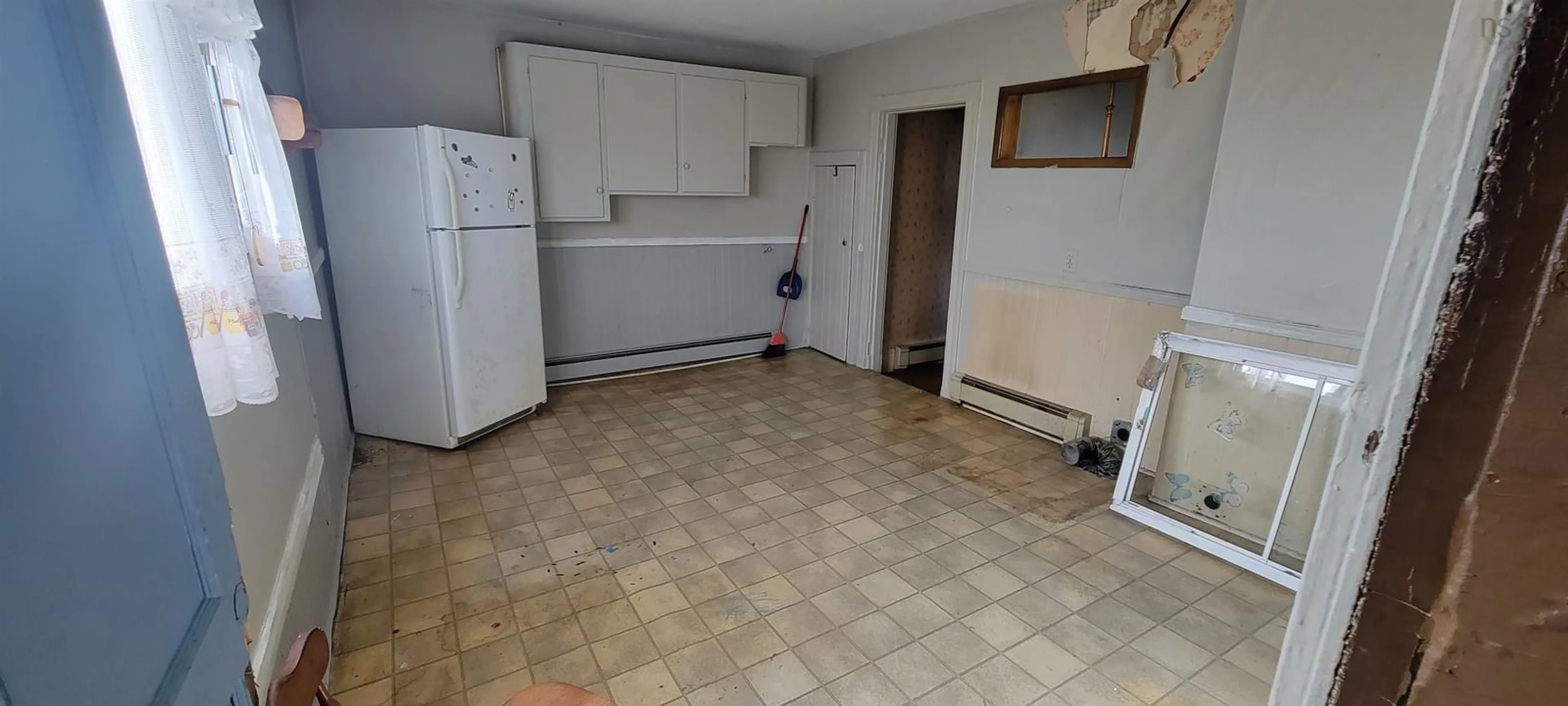 A pic of a room for 14 Maxie Crt, Glace Bay Nova Scotia B1A 1H2