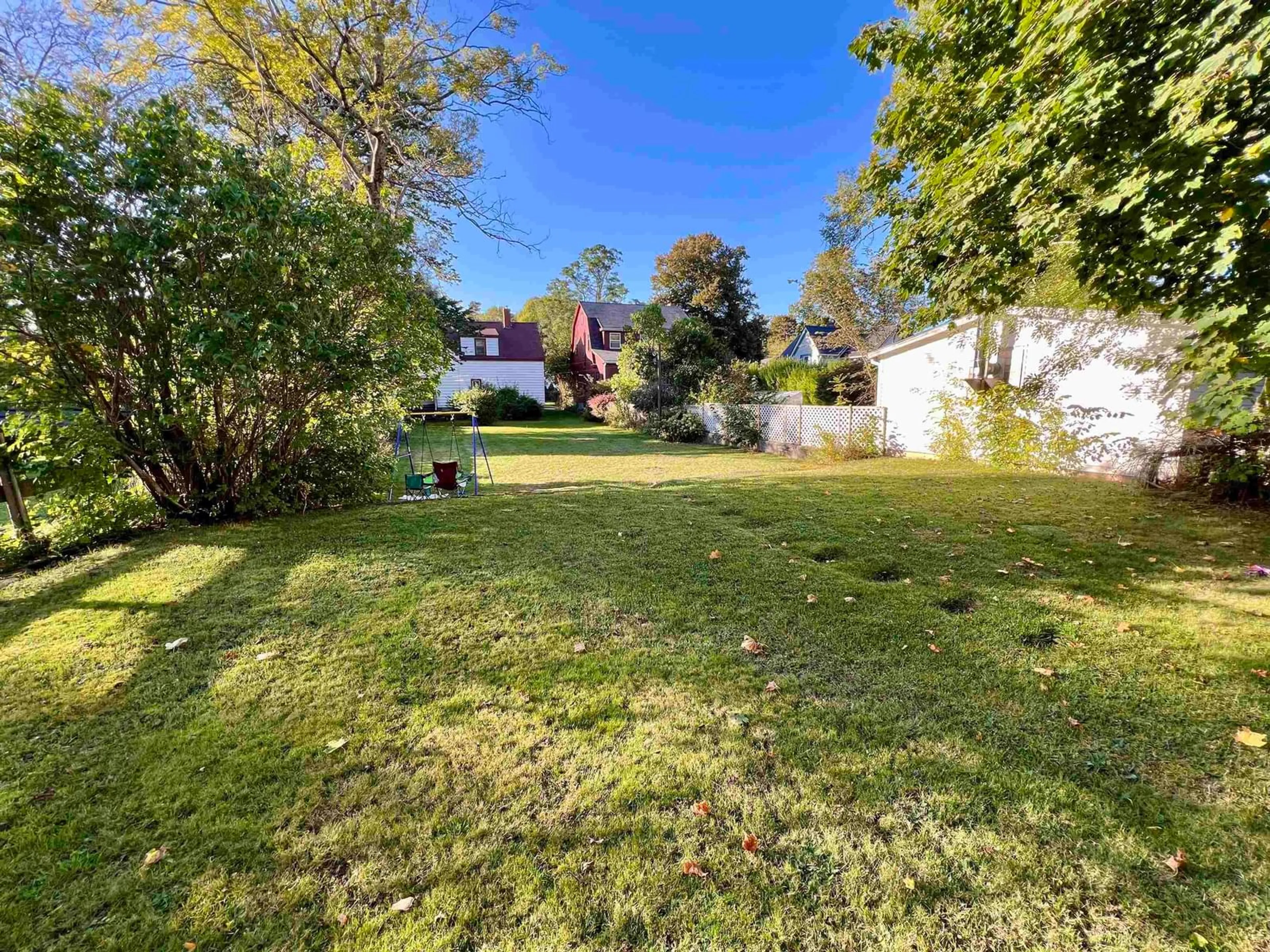 A pic from outside/outdoor area/front of a property/back of a property/a pic from drone, street for 279 Church St, Liverpool Nova Scotia B0T 1K0