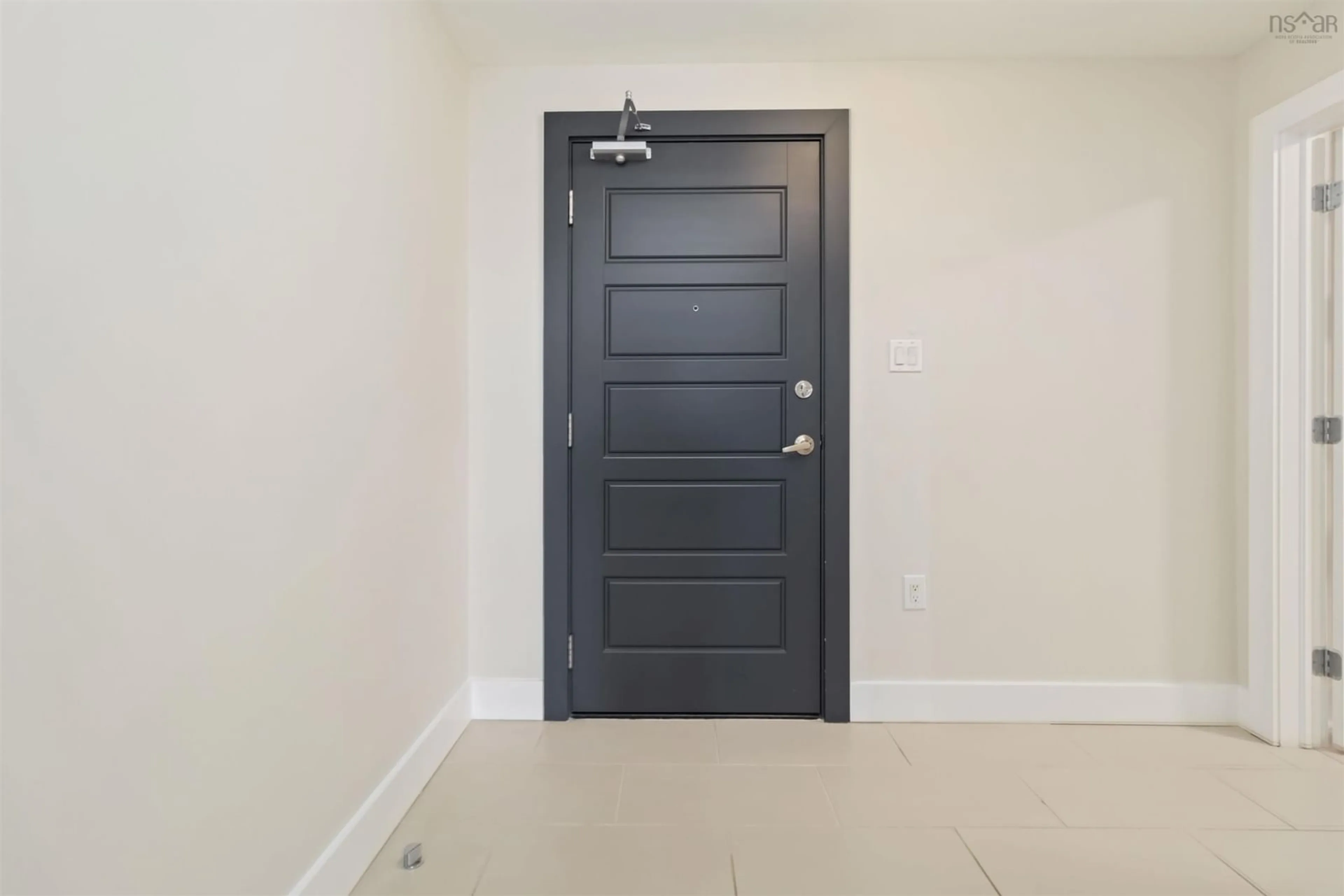 Indoor entryway for 31 Kings Wharf Pl #902, Dartmouth Nova Scotia B2Y 0C1