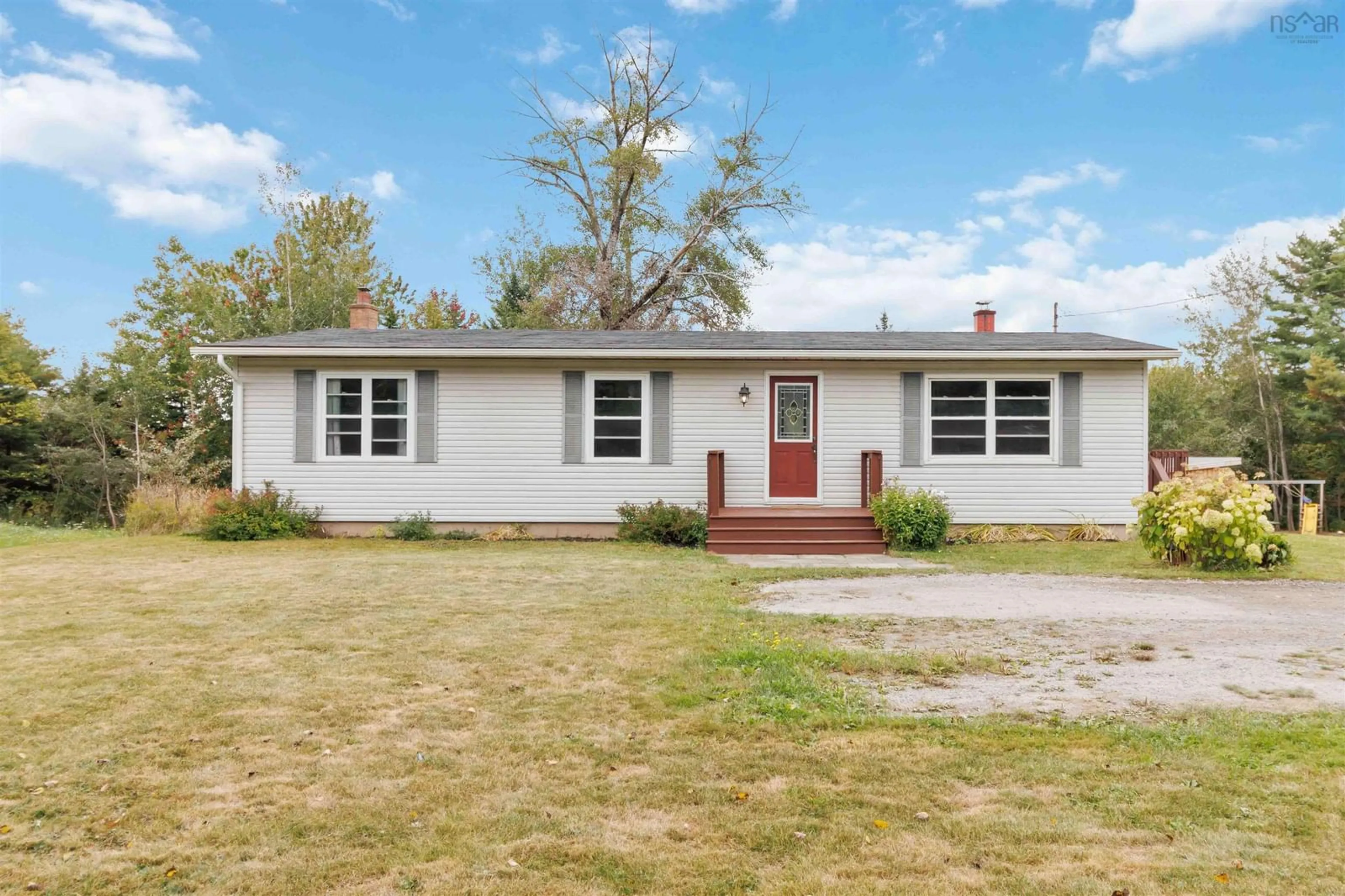 Home with vinyl exterior material, street for 7632 Highway 7, Musquodoboit Harbour Nova Scotia B0J 2L0
