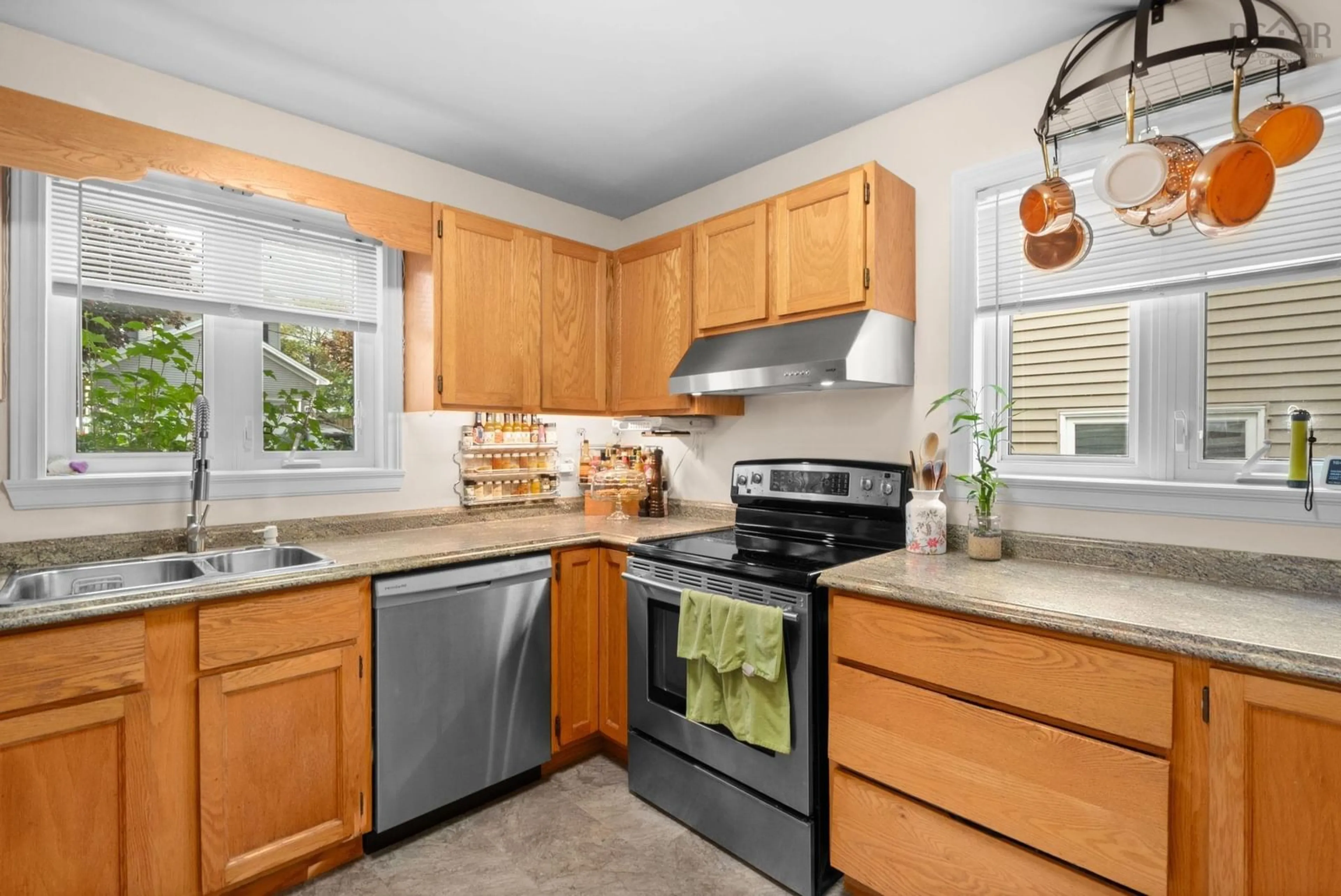 Standard kitchen, unknown for 17B Lakeview Point Rd, Dartmouth Nova Scotia B2Y 3H3